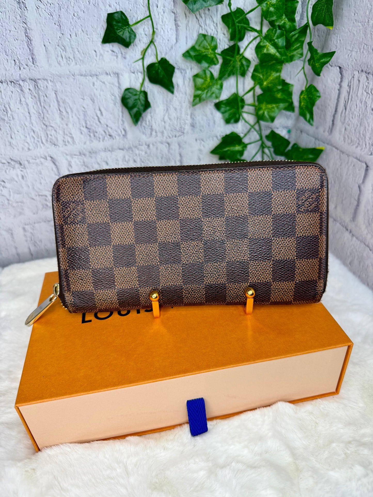 Louis Vuitton Damier Ebene Long Zippy Wallet