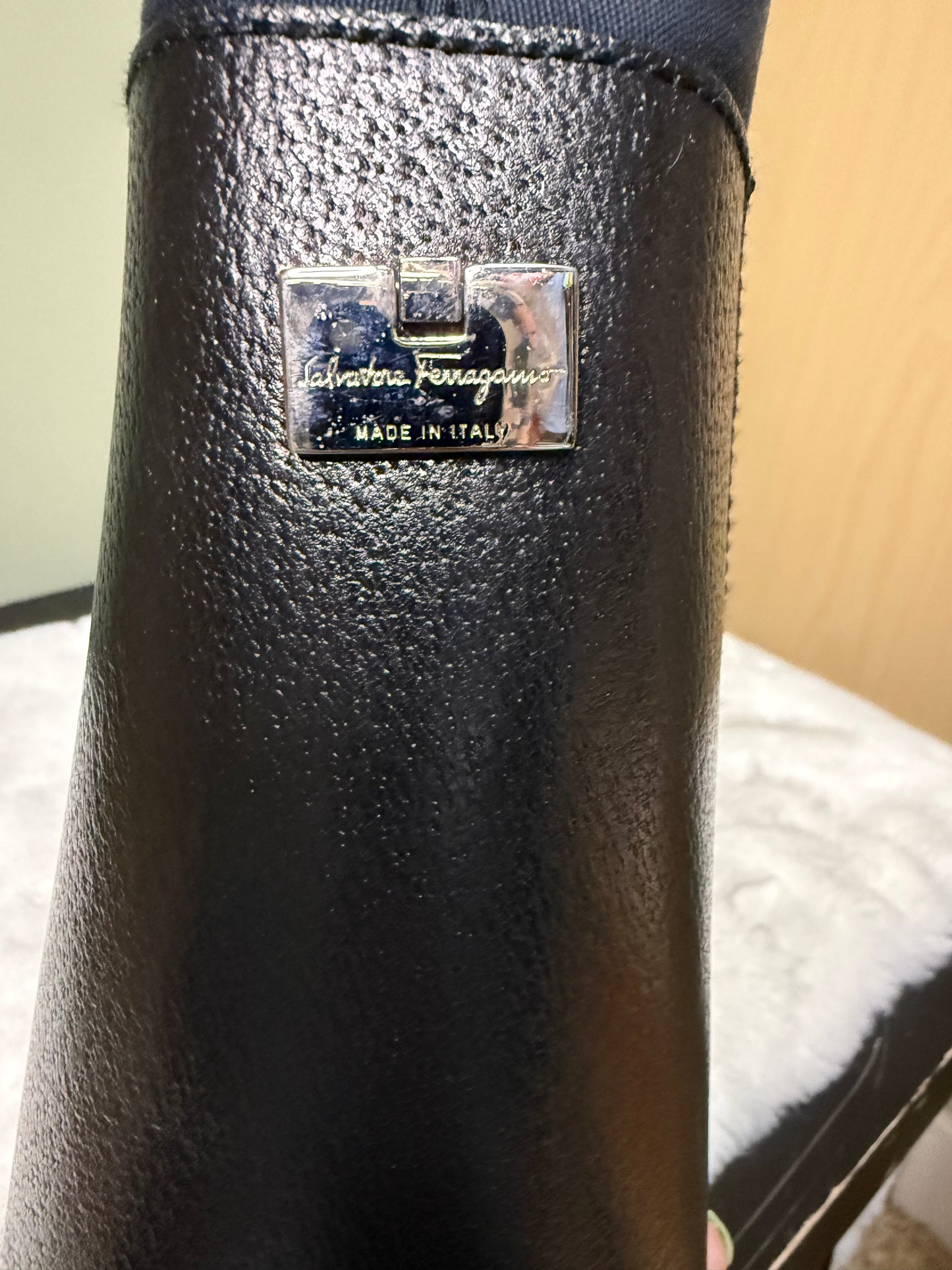 Salvatore Ferragamo Nero Cinghiale Shoulder Bag
