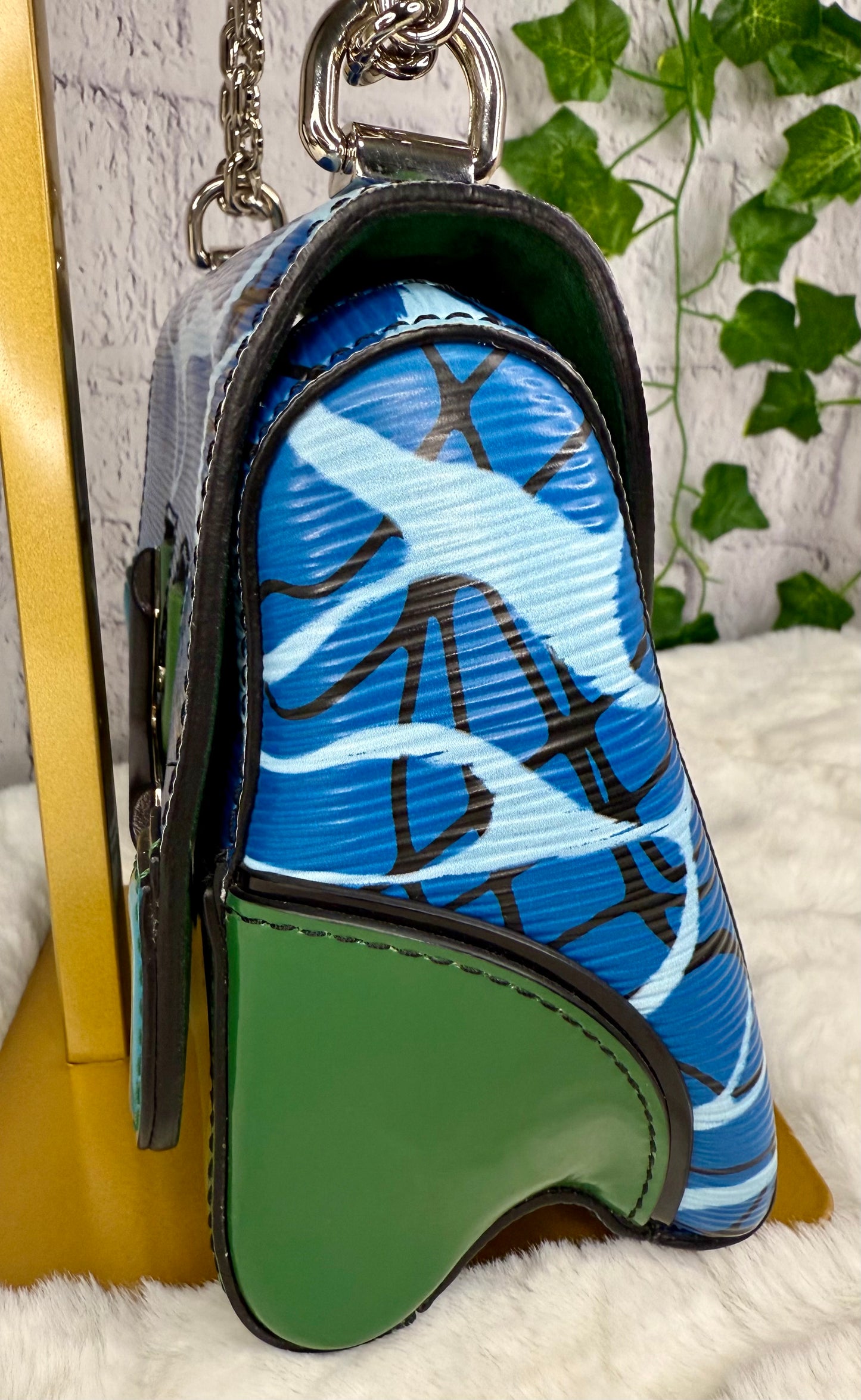 Louis Vuitton Limited Edition Epi Aqua Twist PM