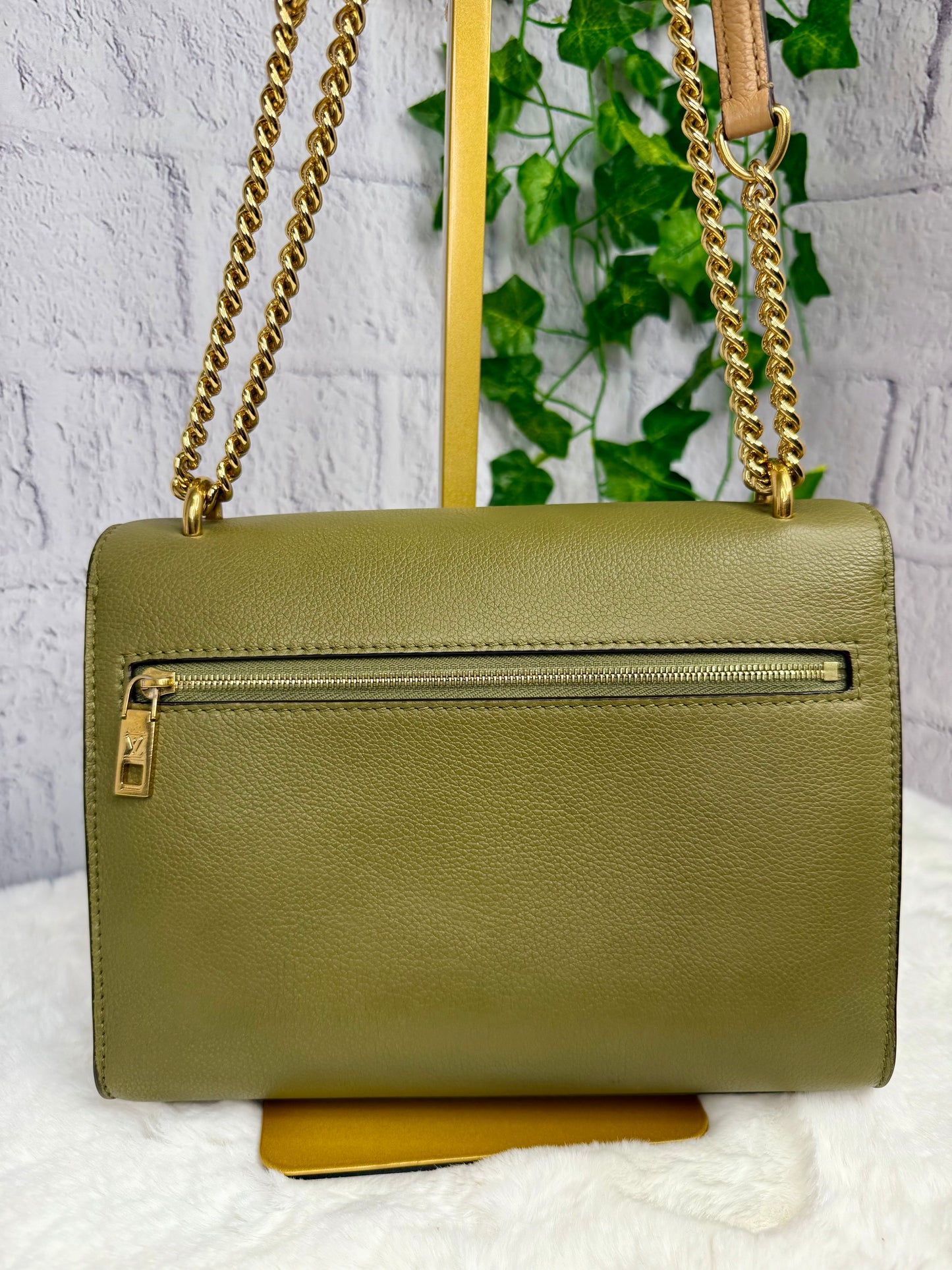 Louis Vuitton MyLockMe Chain Bag
