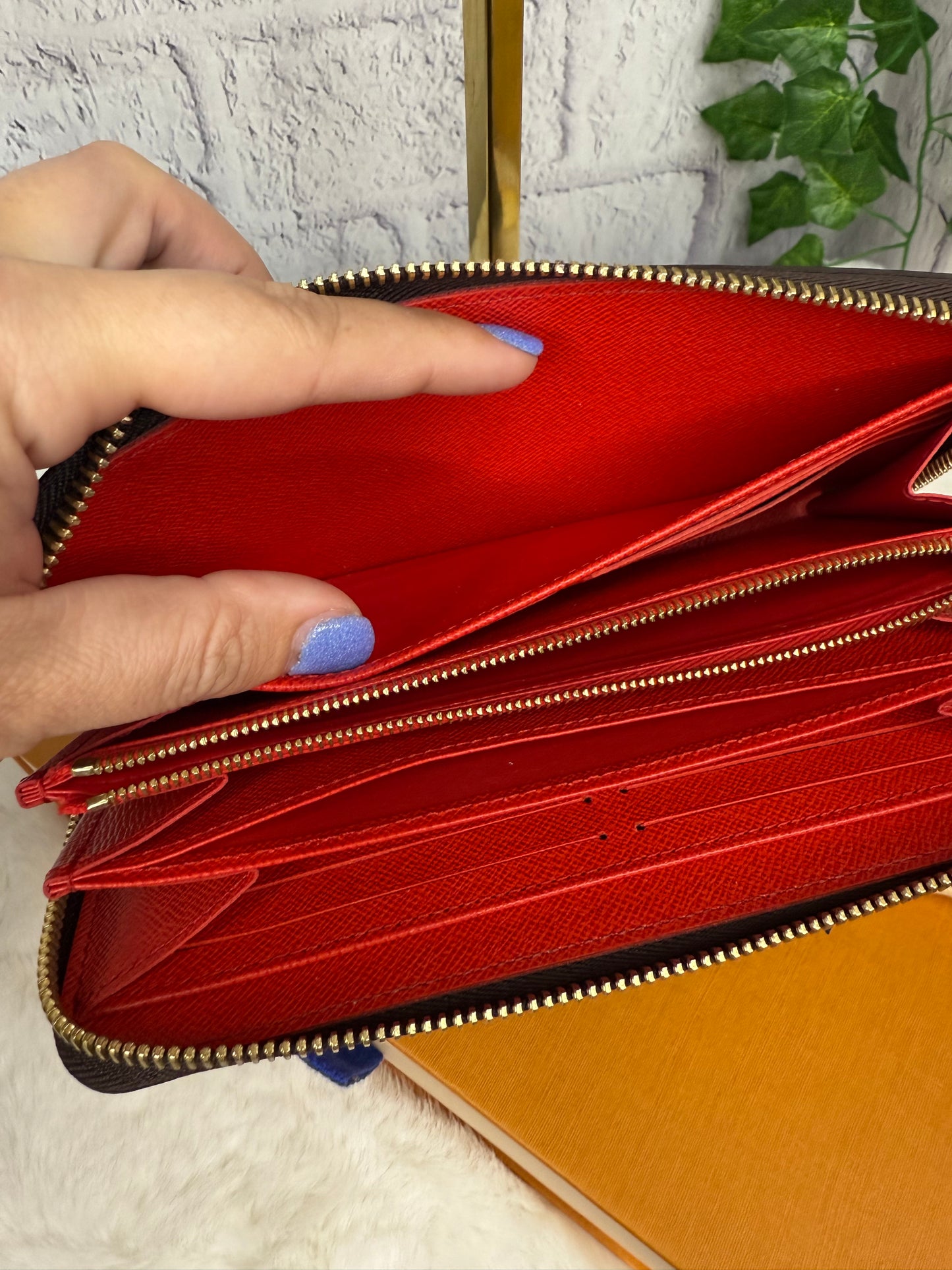 Louis Vuitton Long Zippy Monogram Wallet - Poppy NEW