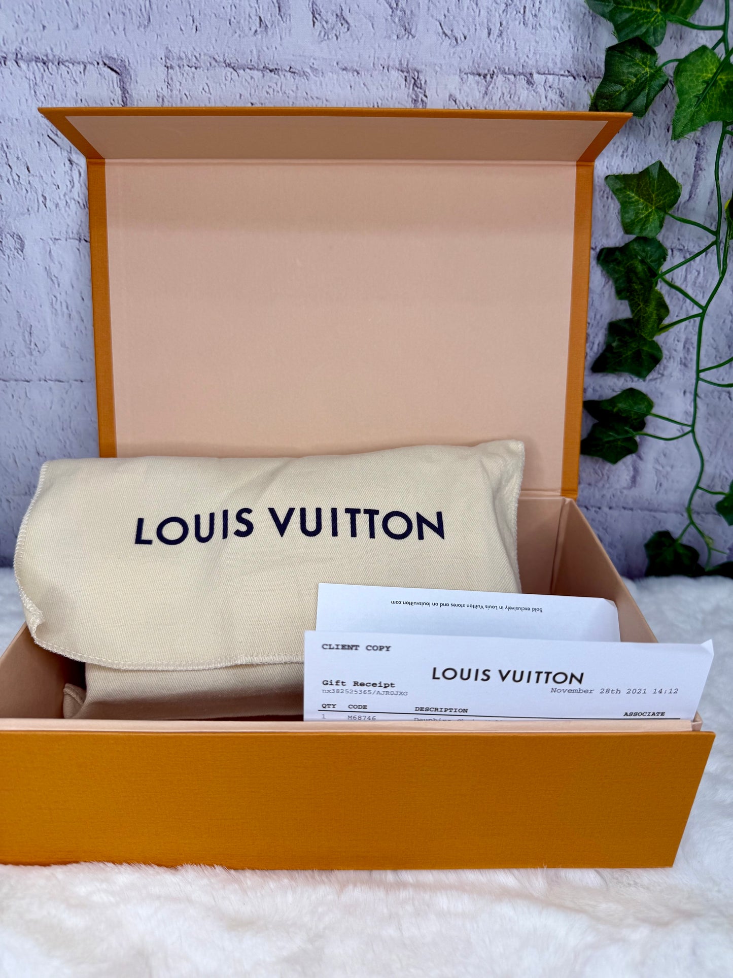 Louis Vuitton Dauphine Chain (WOC)
