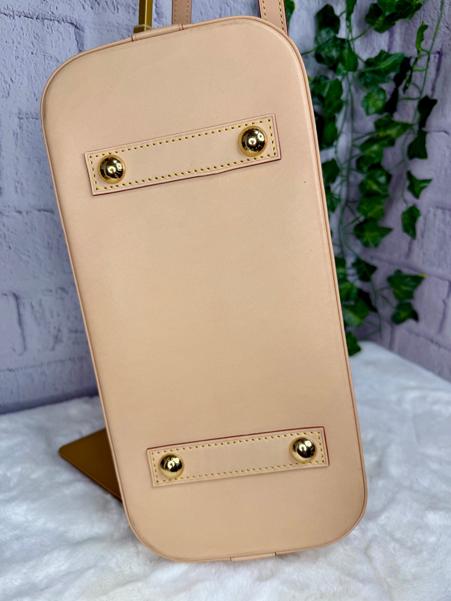 Louis Vuitton Alma PM w/ Adjustable Vachetta Strap
