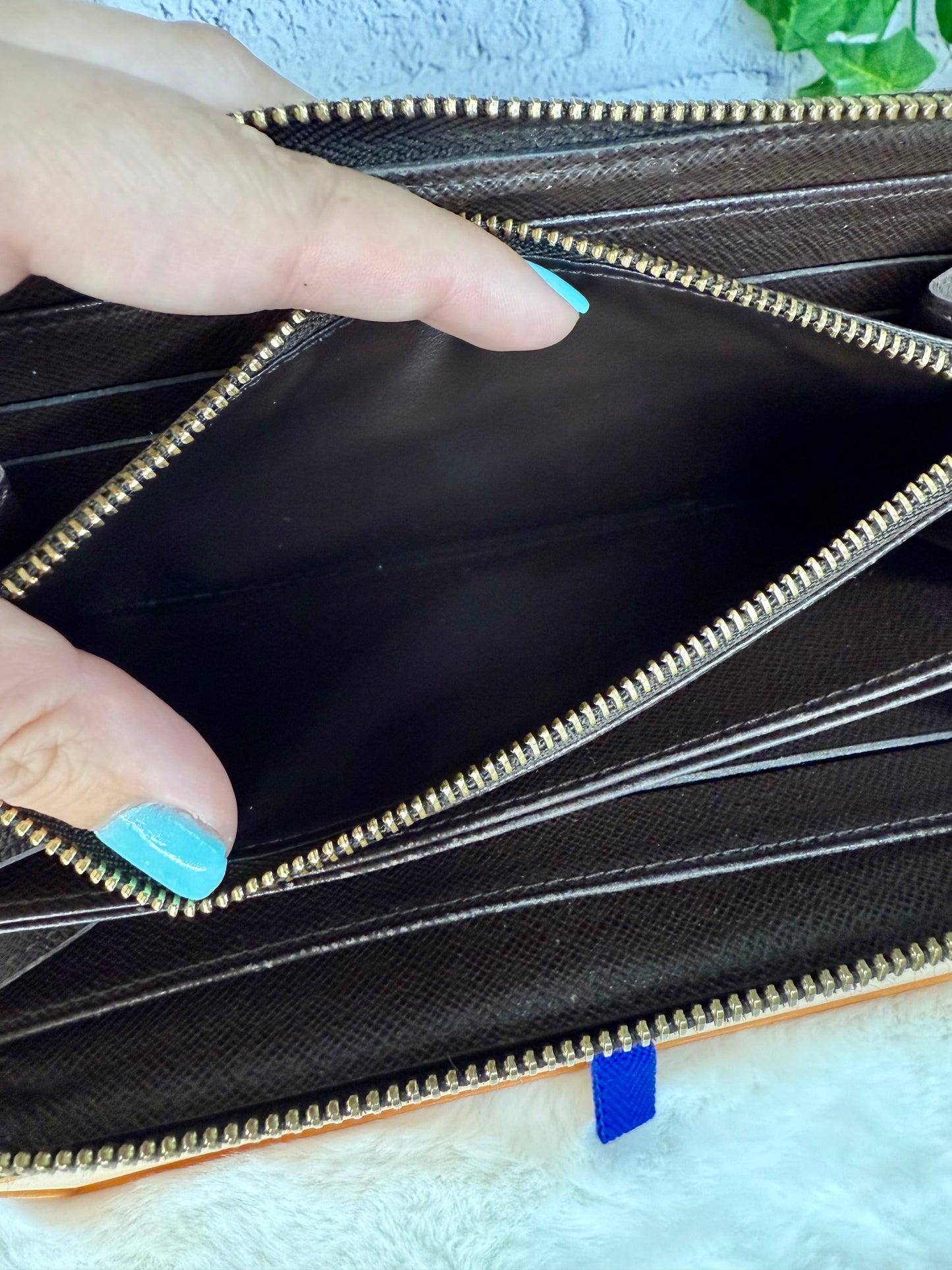 Louis Vuitton Damier Ebene Long Zippy Wallet