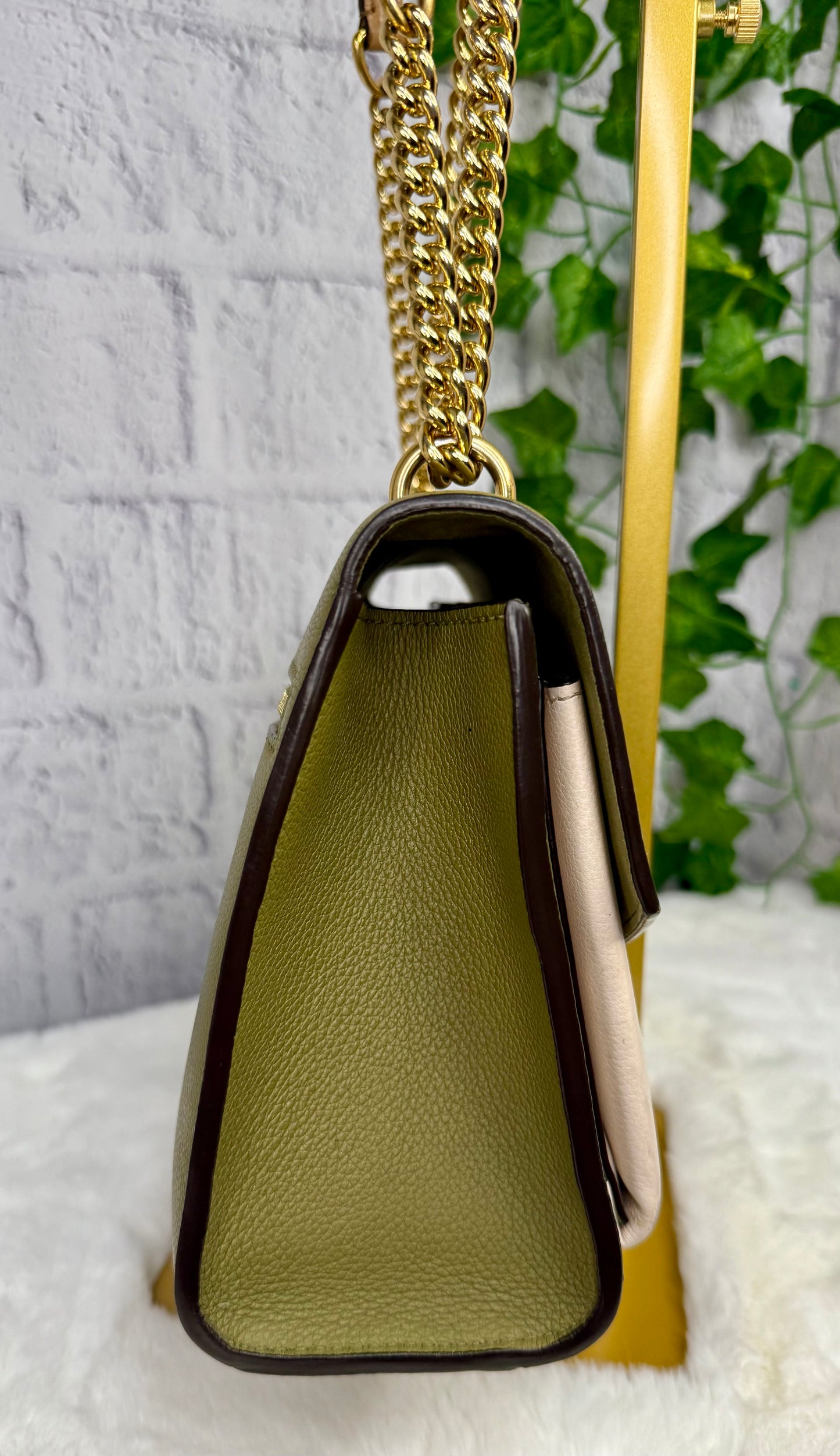 Louis Vuitton MyLockMe Chain Bag