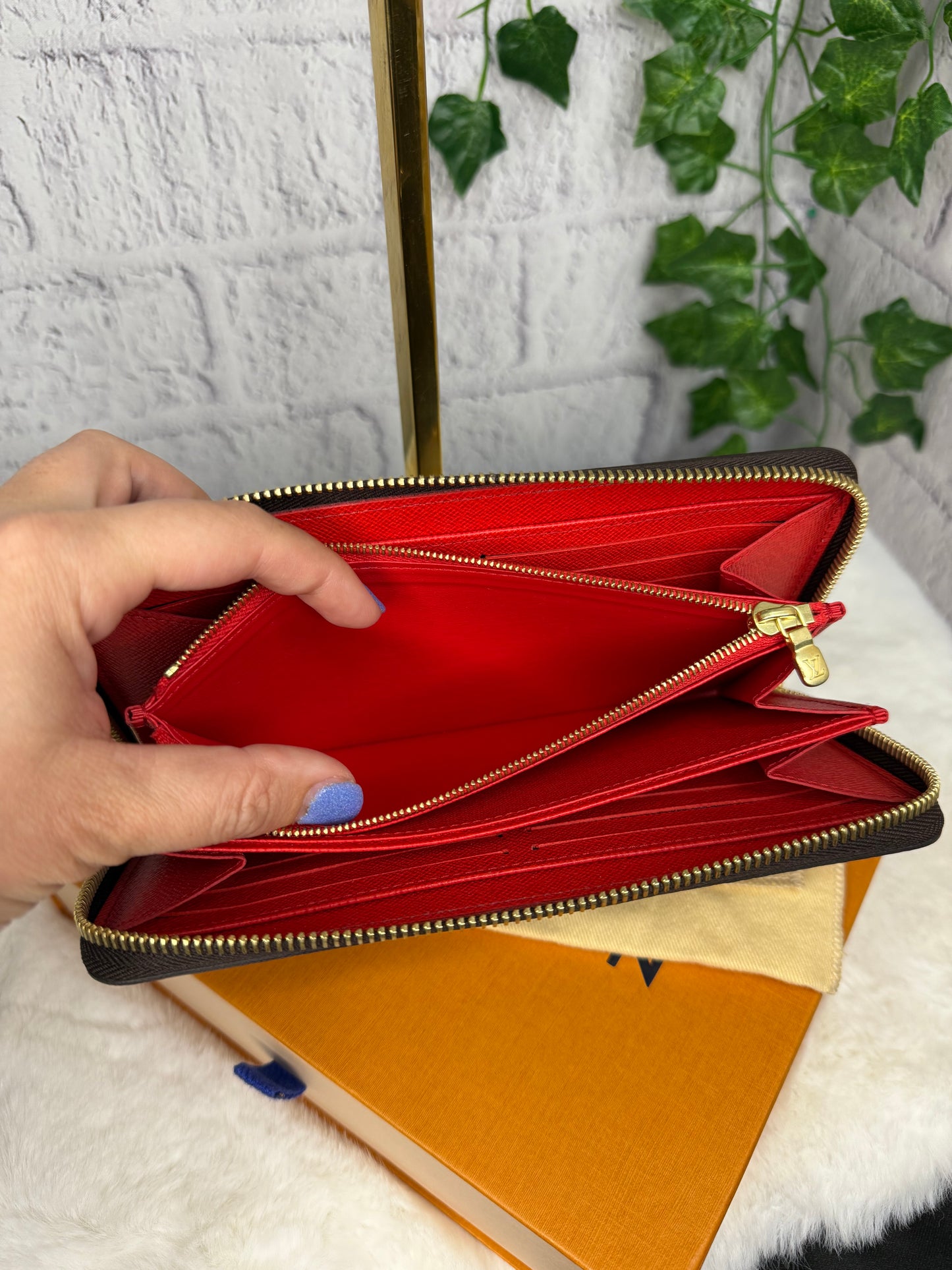 Louis Vuitton Long Zippy Monogram Wallet - Poppy NEW