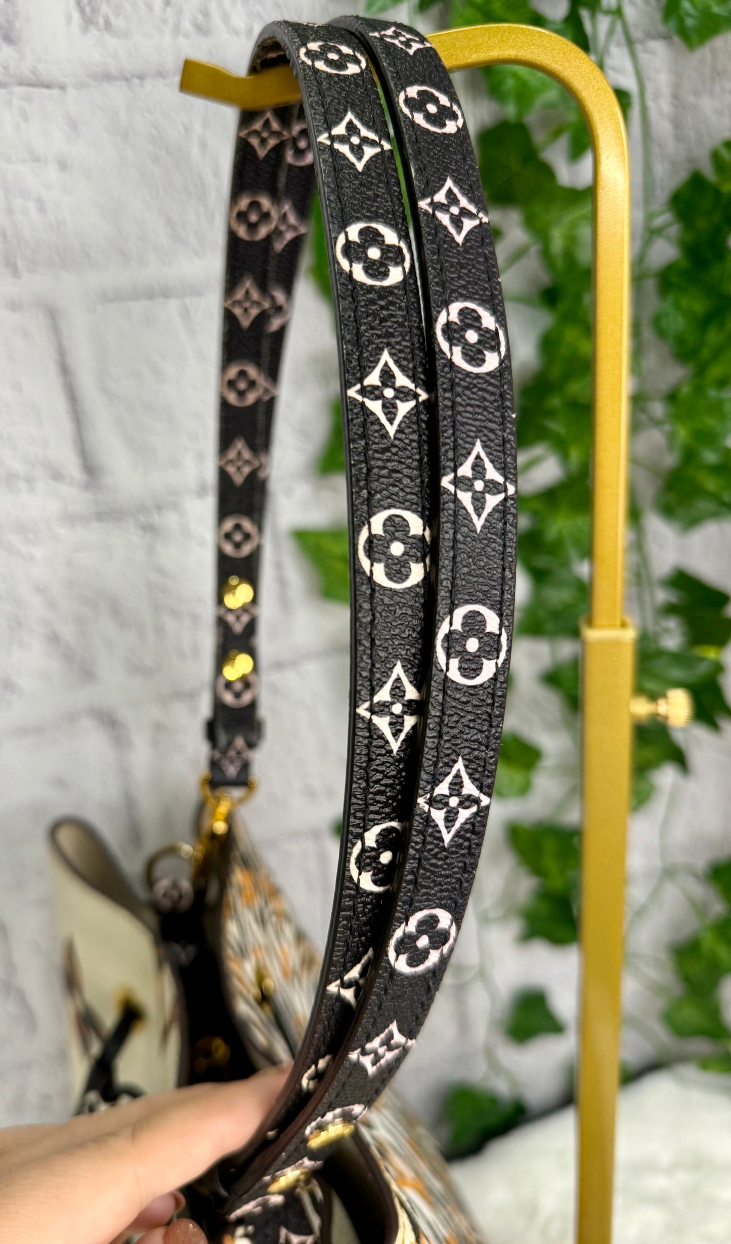 Louis Vuitton Limited Edition Jungle Neo Noe
