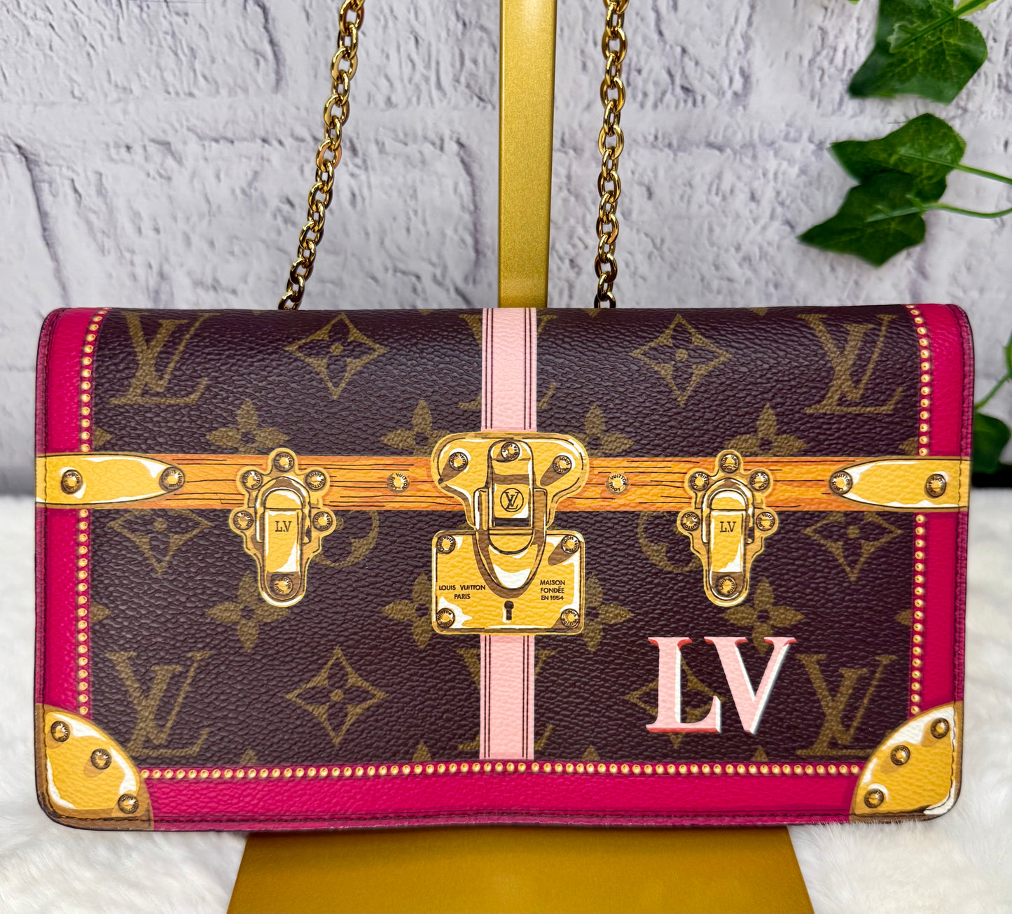 Louis Vuitton Limited Edition Summer Trunks Weekend Pochette