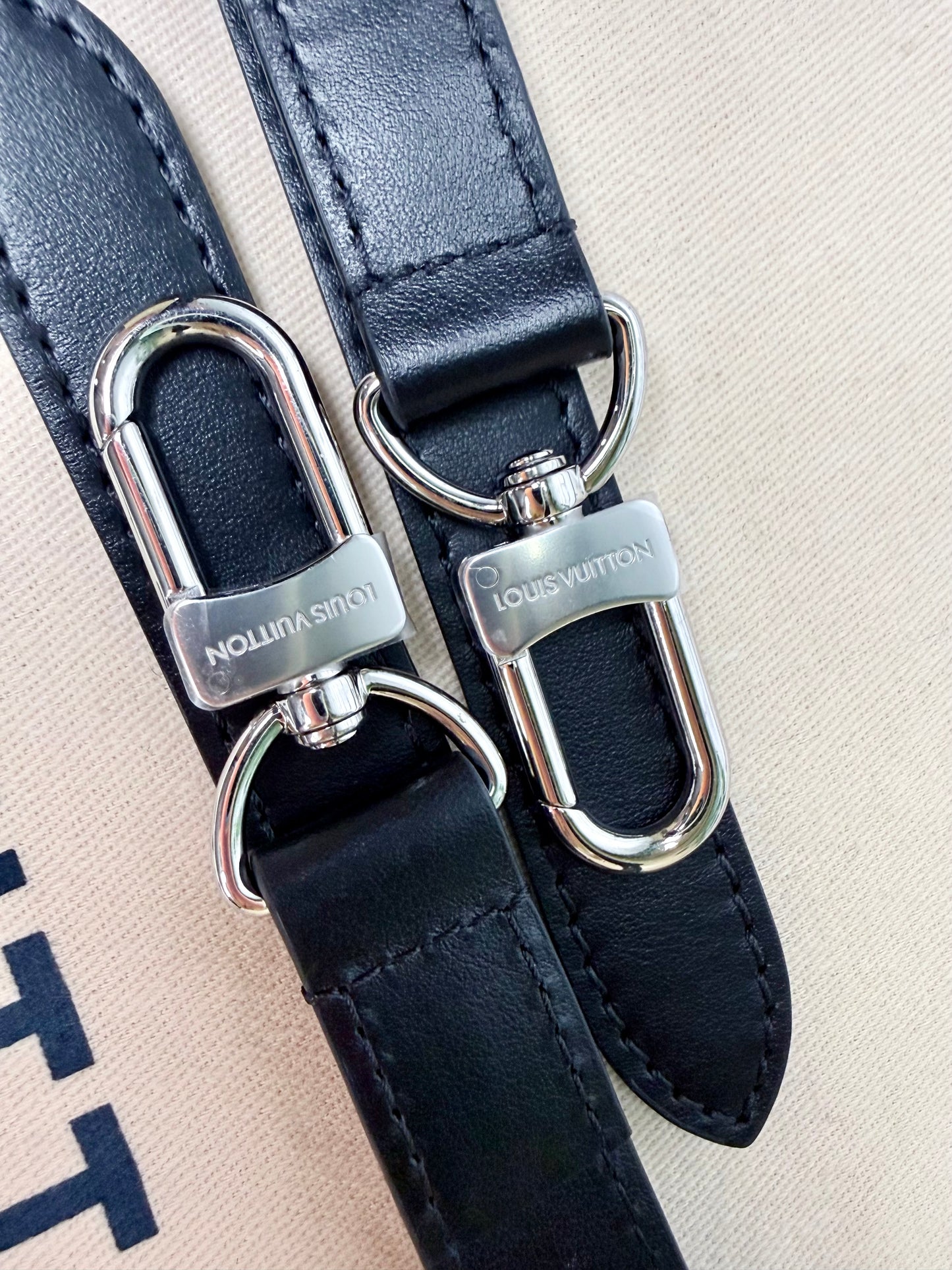 Louis Vuitton Carryall Cargo Vibe PM (Black) - Pristine