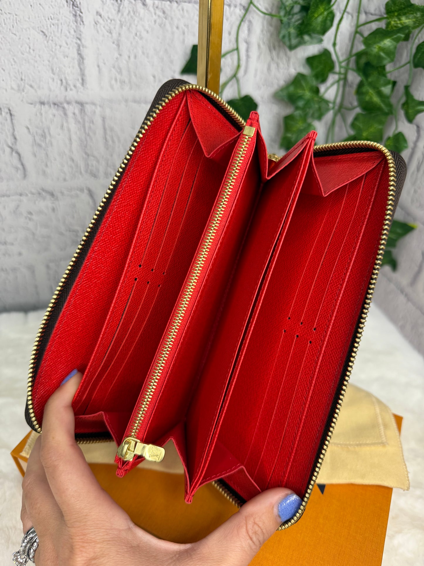 Louis Vuitton Long Zippy Monogram Wallet - Poppy NEW