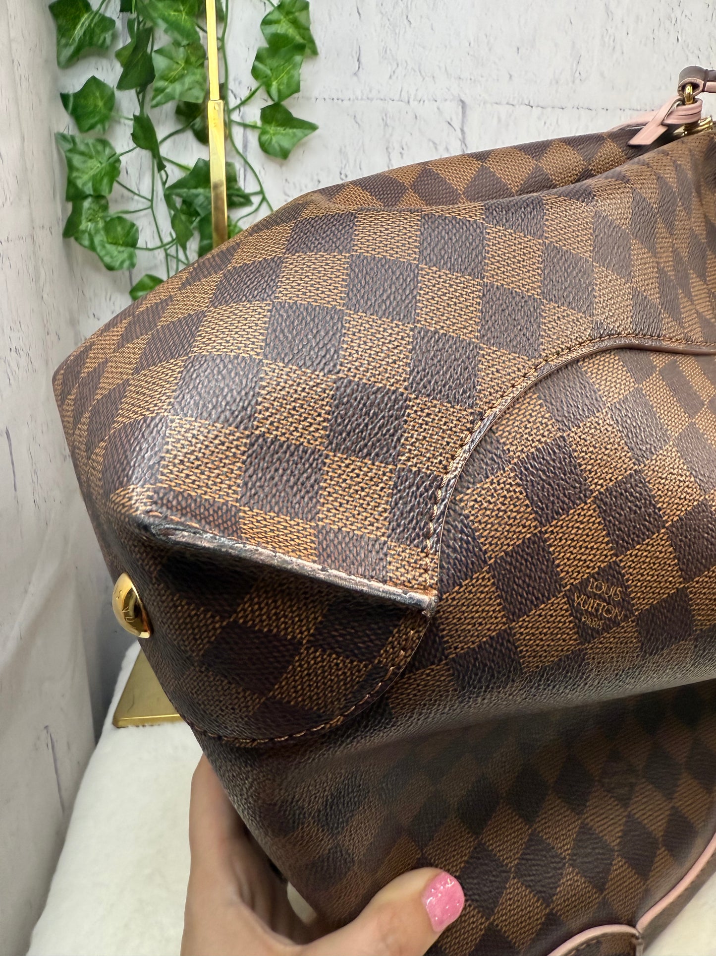 Louis Vuitton Caissa Hobo