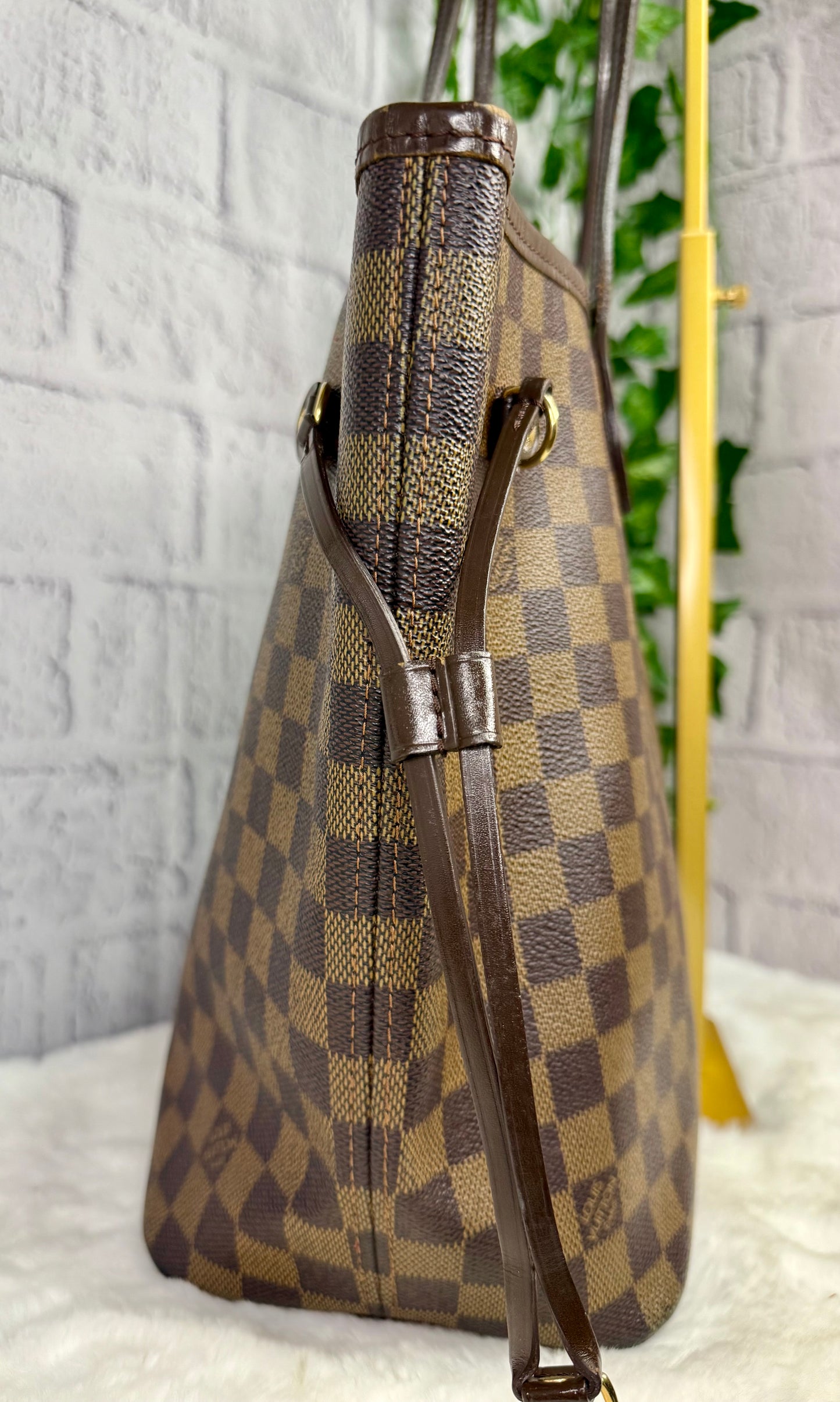 Louis Vuitton Damier Ebene Neverfull MM