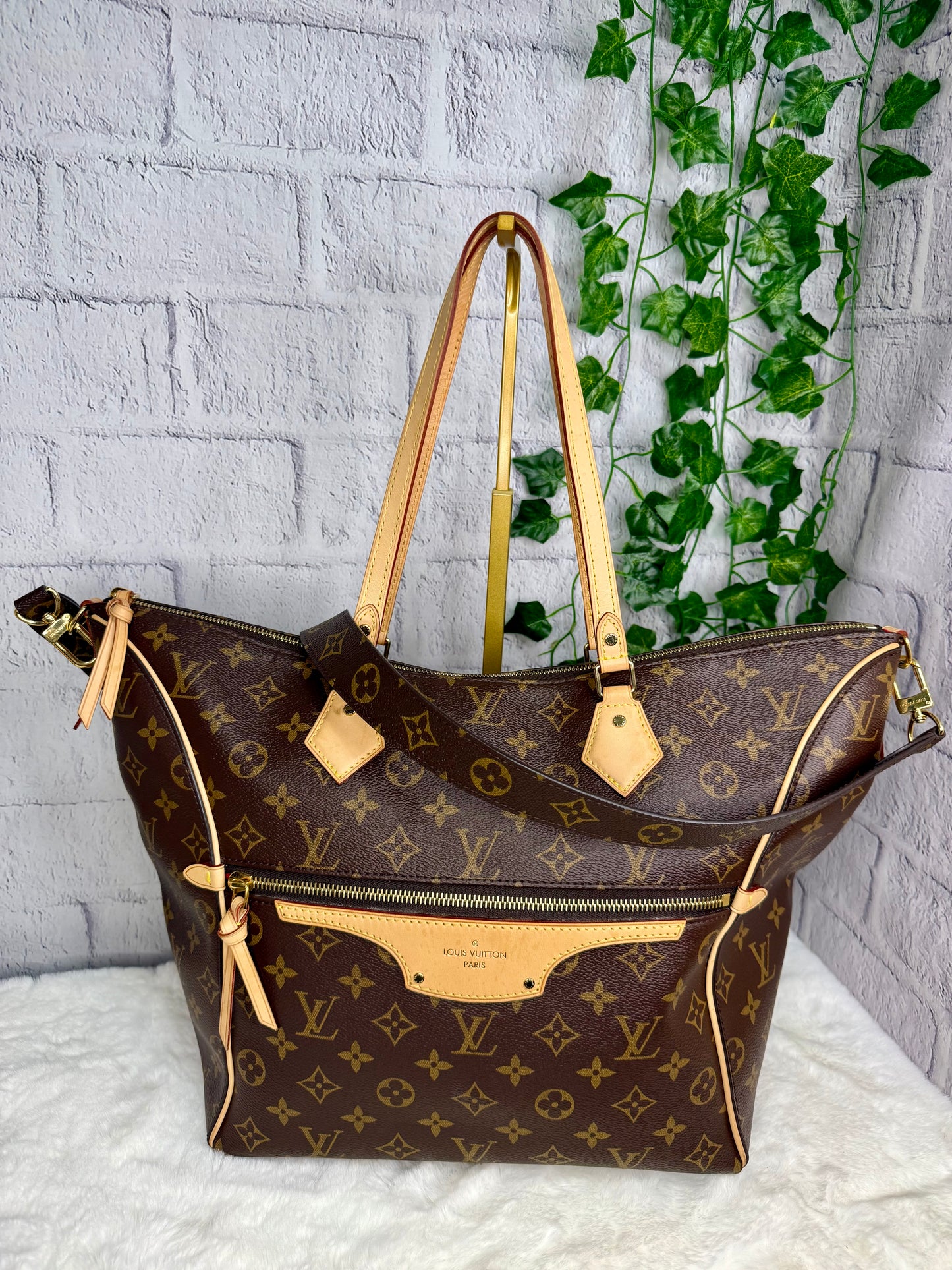 Louis Vuitton Tournelle MM Monogram
