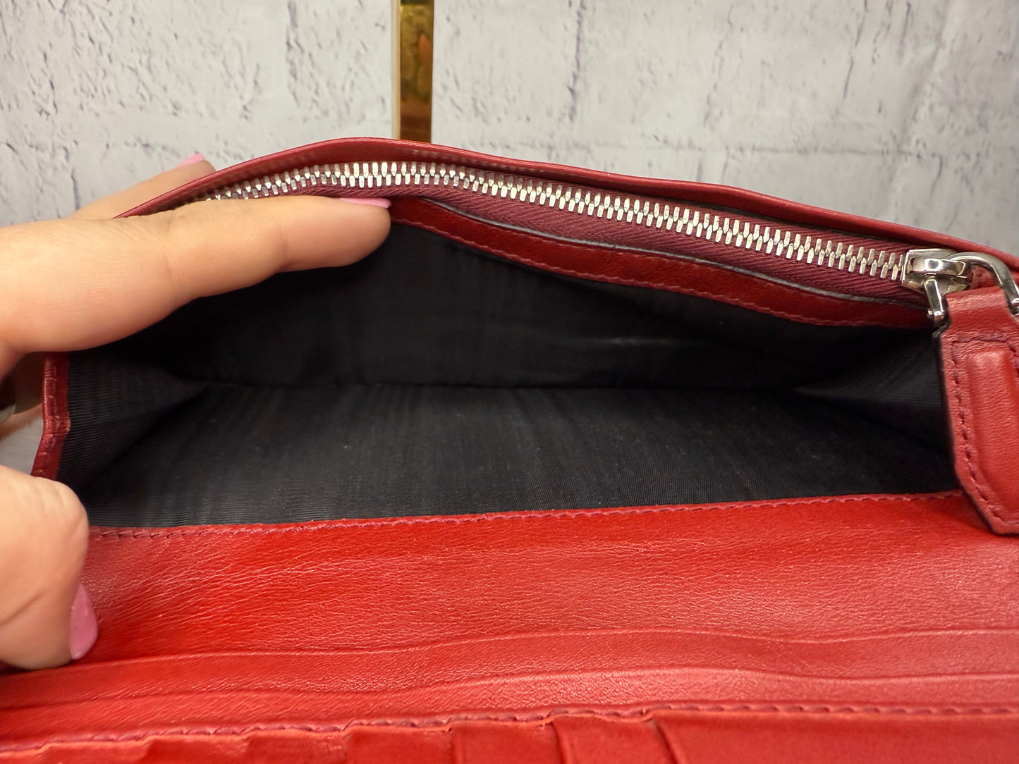 Salvatore Ferragamo Gancini Organizer Wallet Black