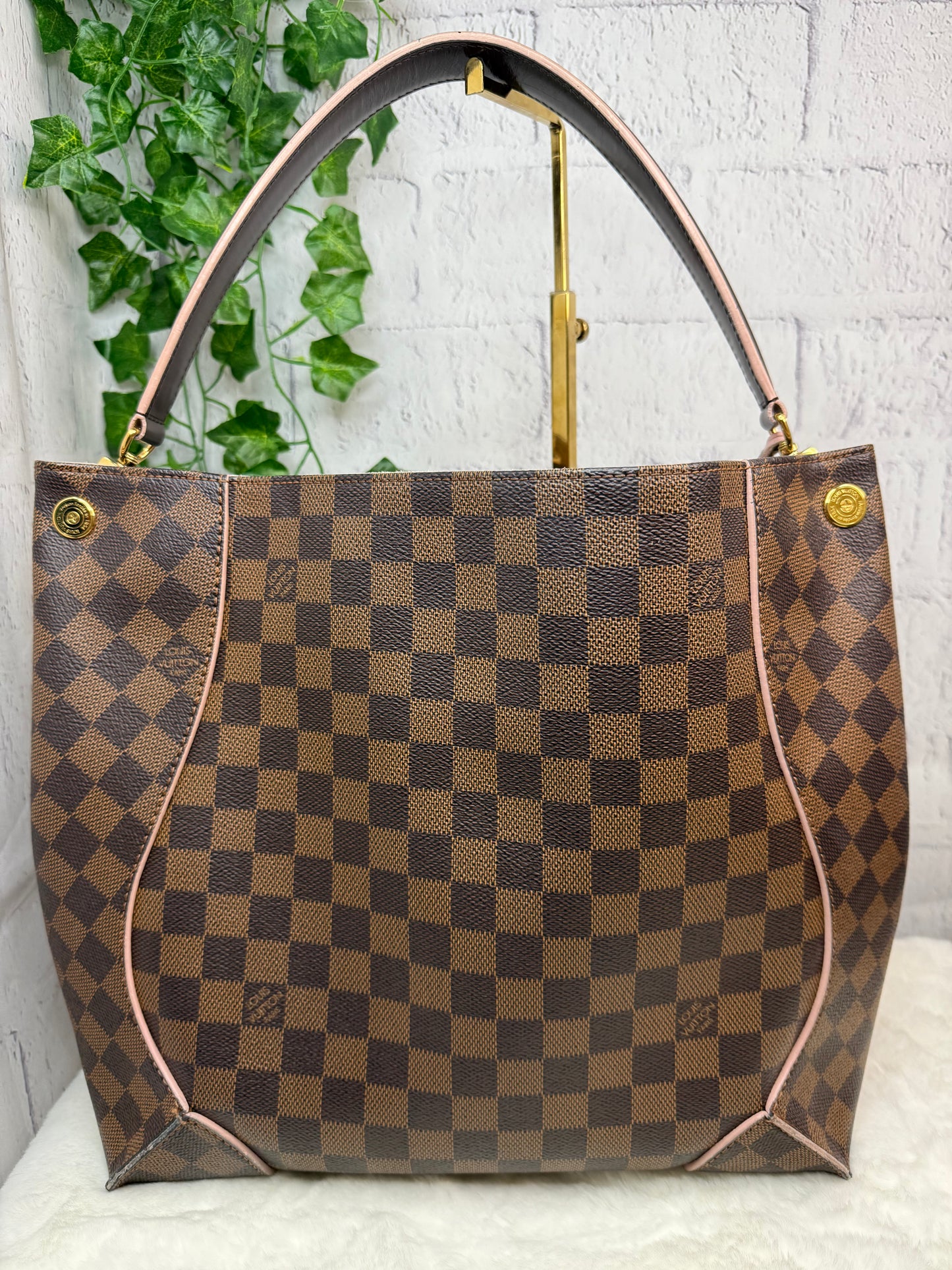 Louis Vuitton Caissa Hobo