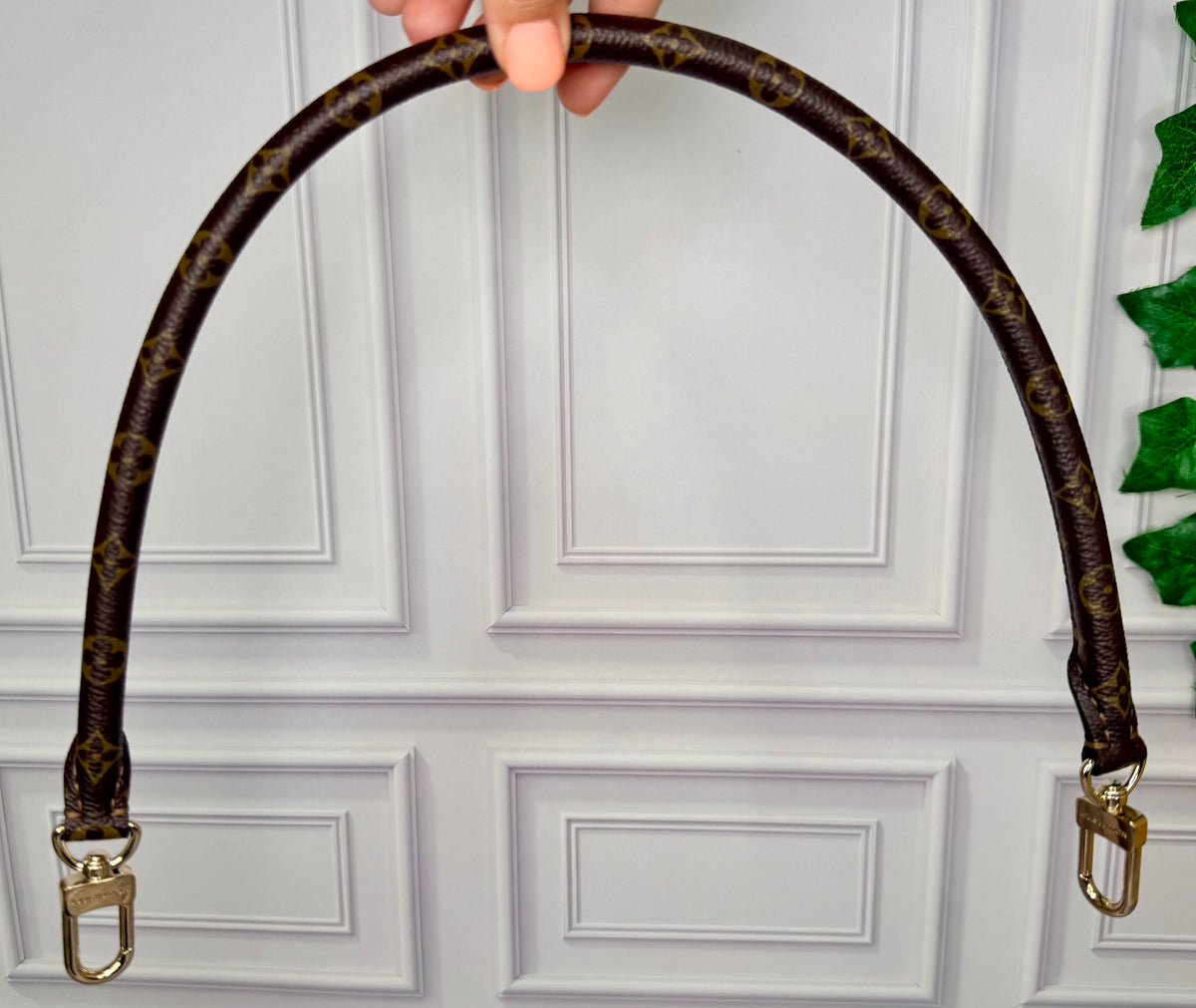 Louis Vuitton Express PM (Platinum - Champagne Gold Metallic) - Like New