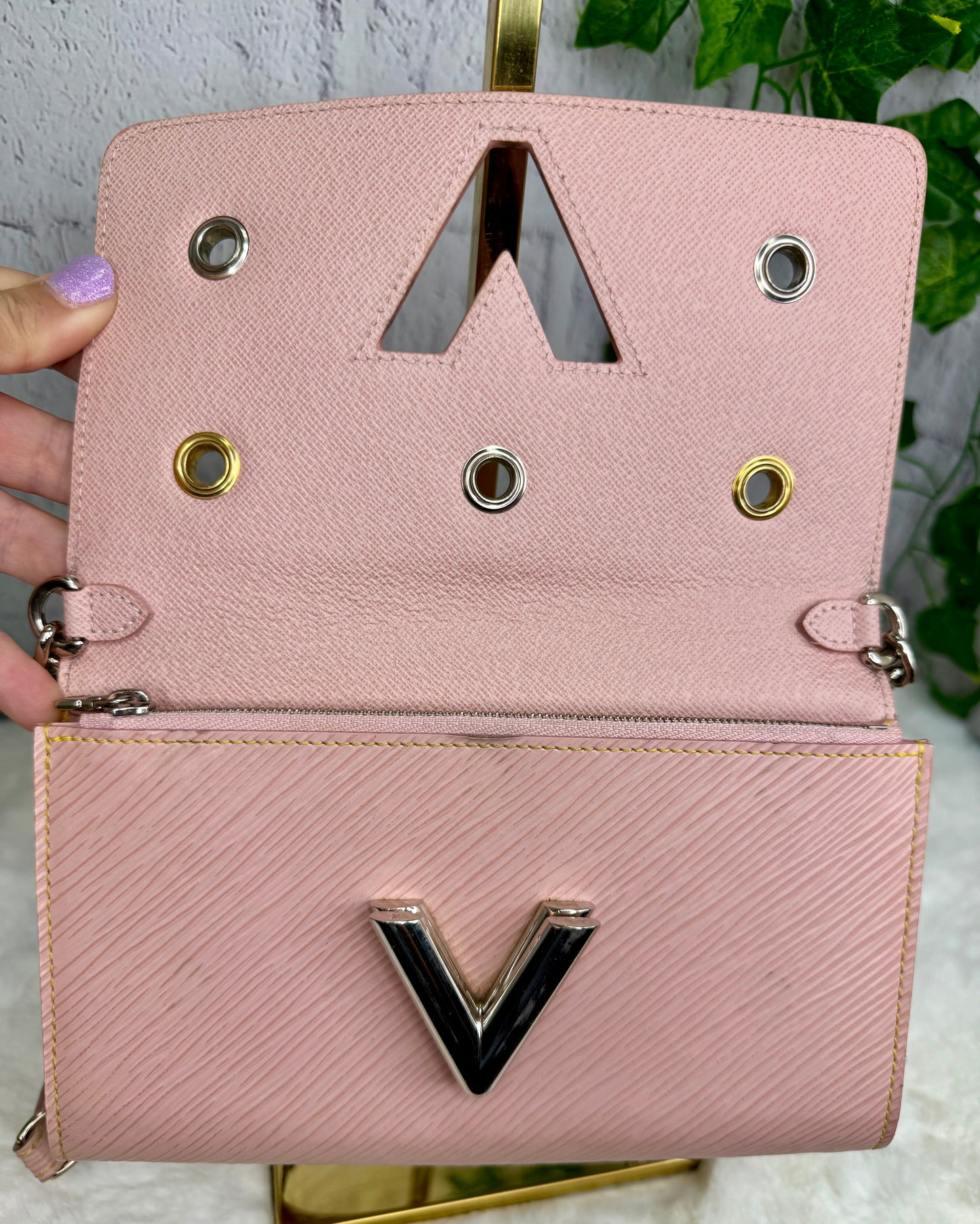 Louis Vuitton Limited Edition Mechanical Flowers Twist WOC