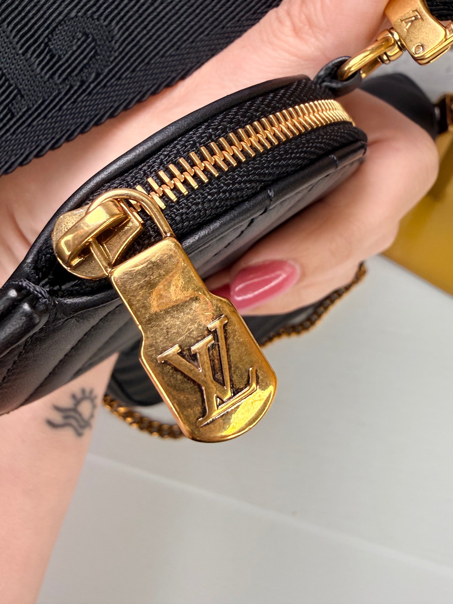 Louis Vuitton New Wave Multi Pochette (Black) - Excellent