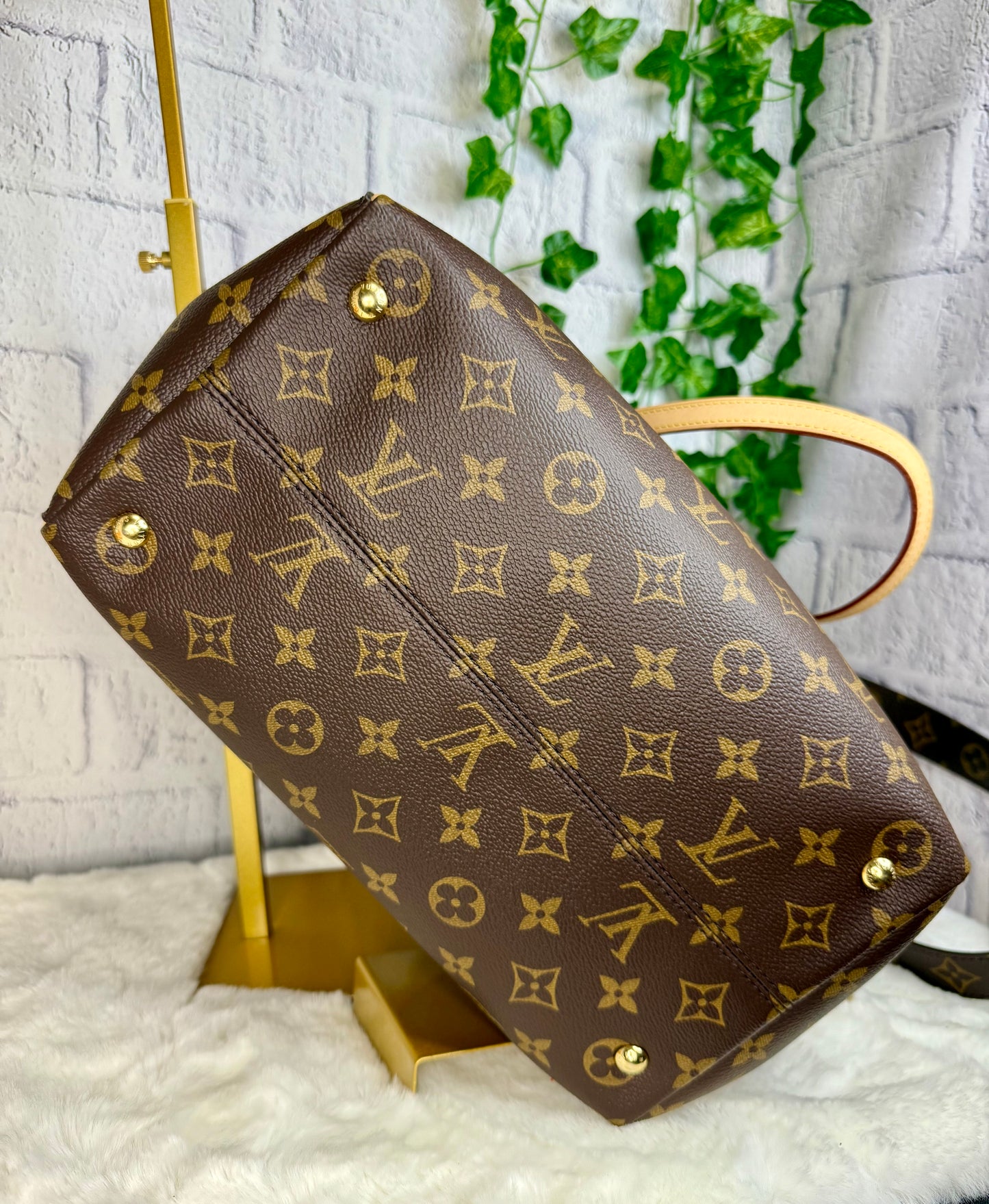 Louis Vuitton Tournelle MM Monogram