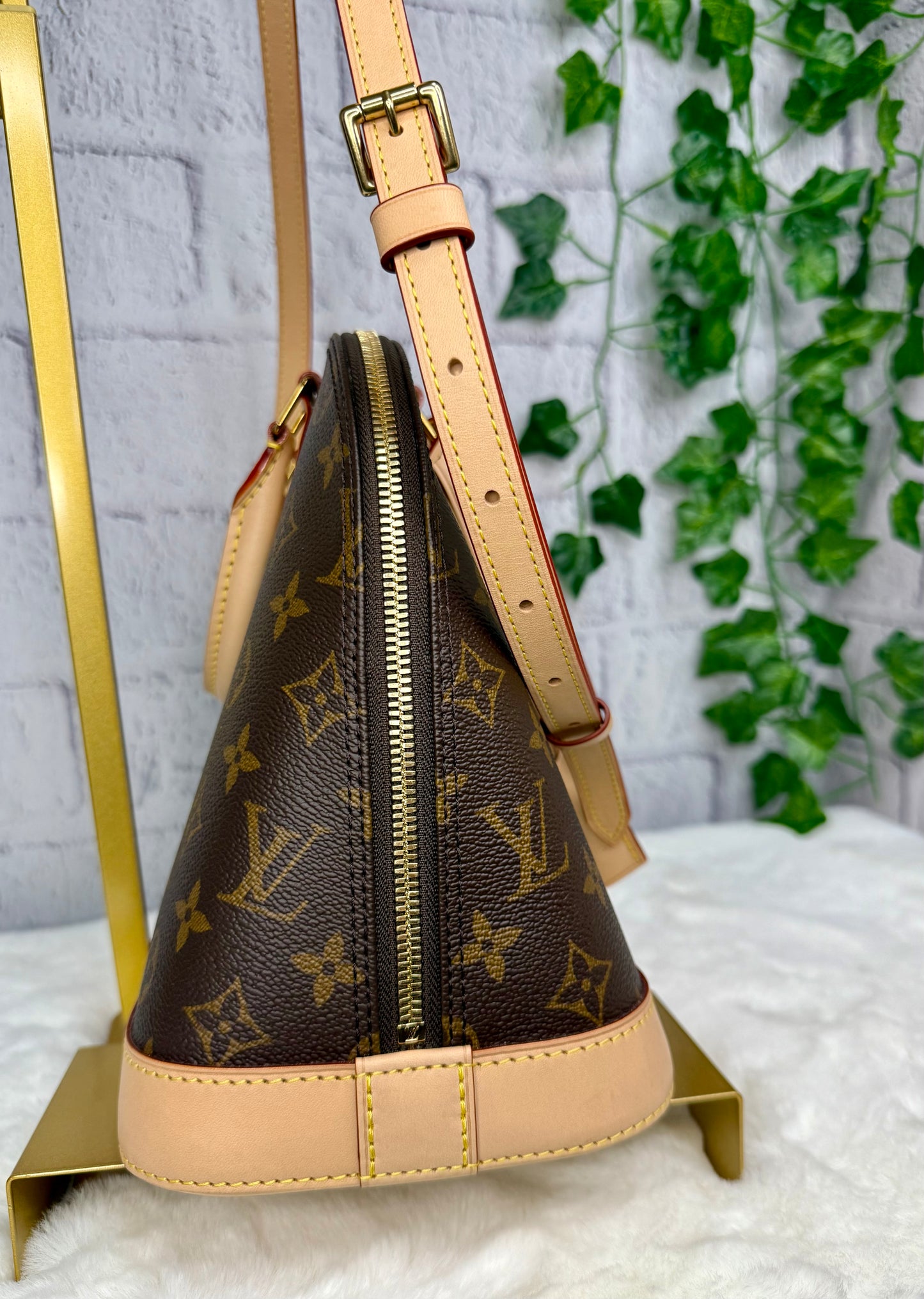 Louis Vuitton Alma PM w/ Adjustable Vachetta Strap