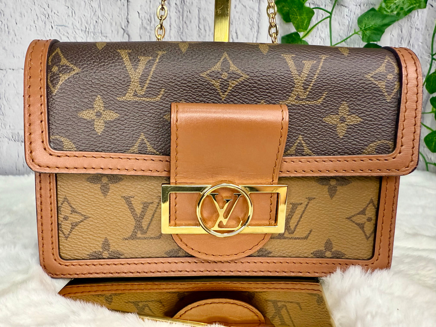 Louis Vuitton Dauphine Chain (WOC)