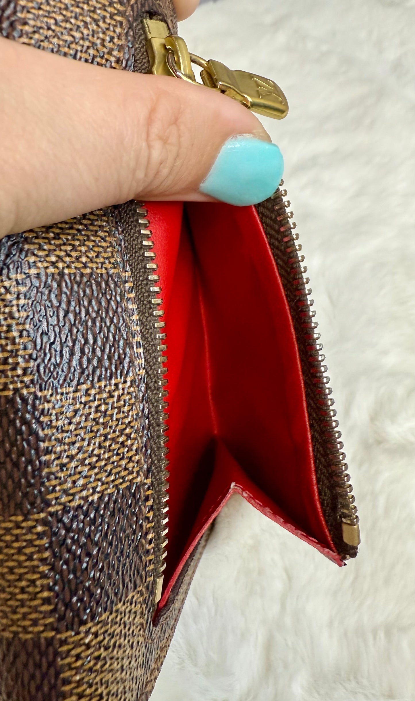 Louis Vuitton Koala Wallet Damier Ebene