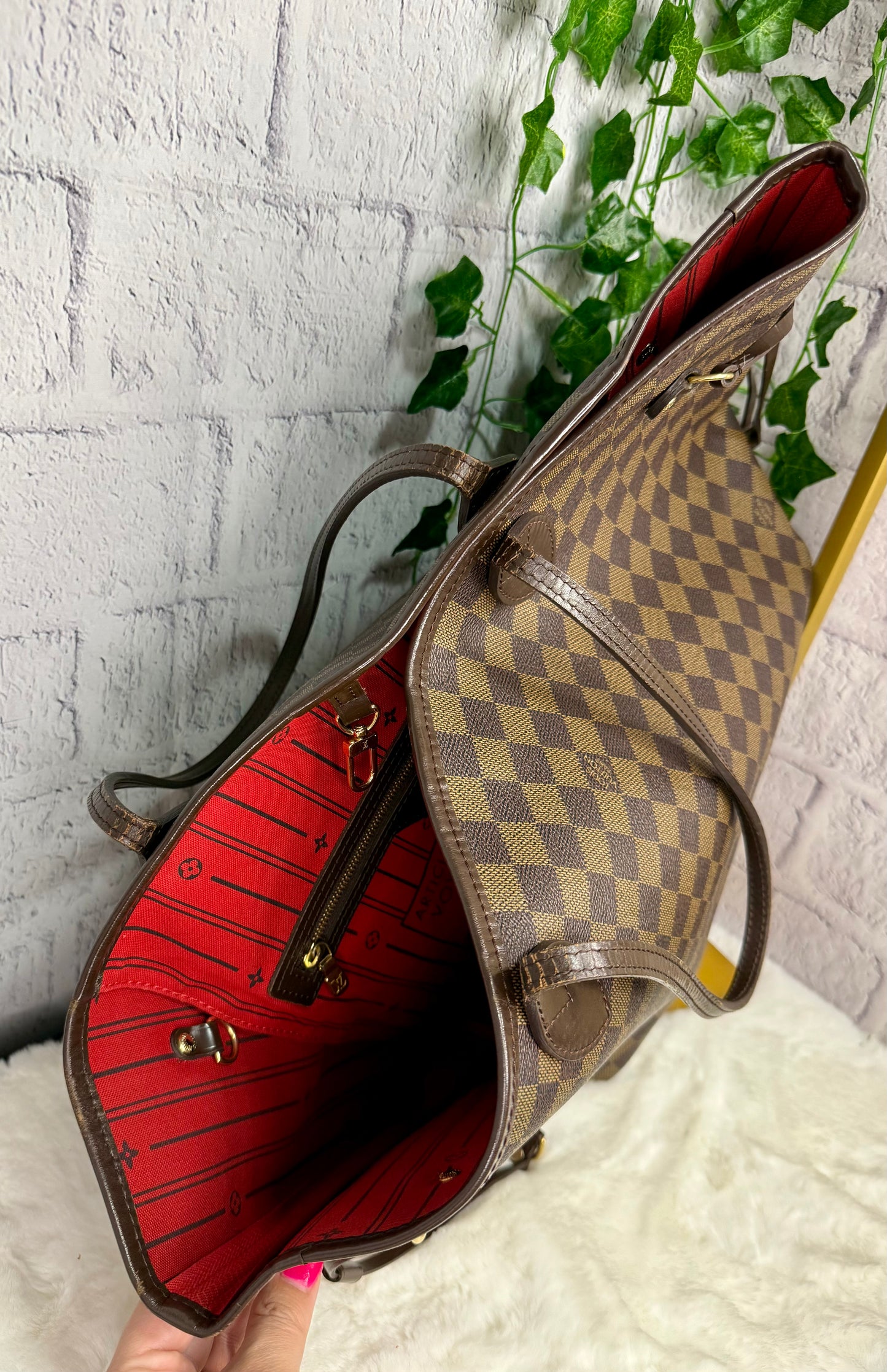 Louis Vuitton Damier Ebene Neverfull MM