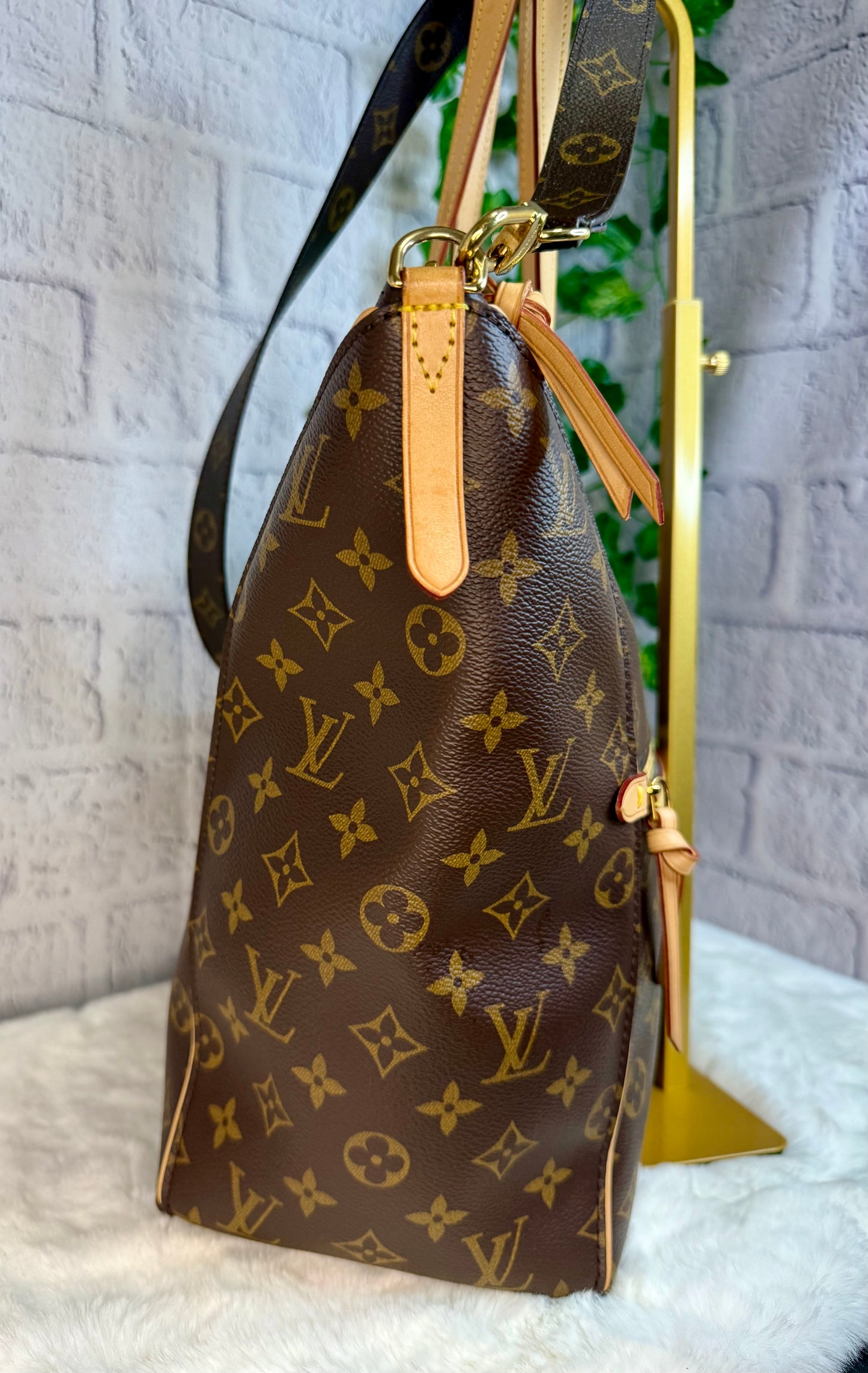 Louis Vuitton Tournelle MM Monogram