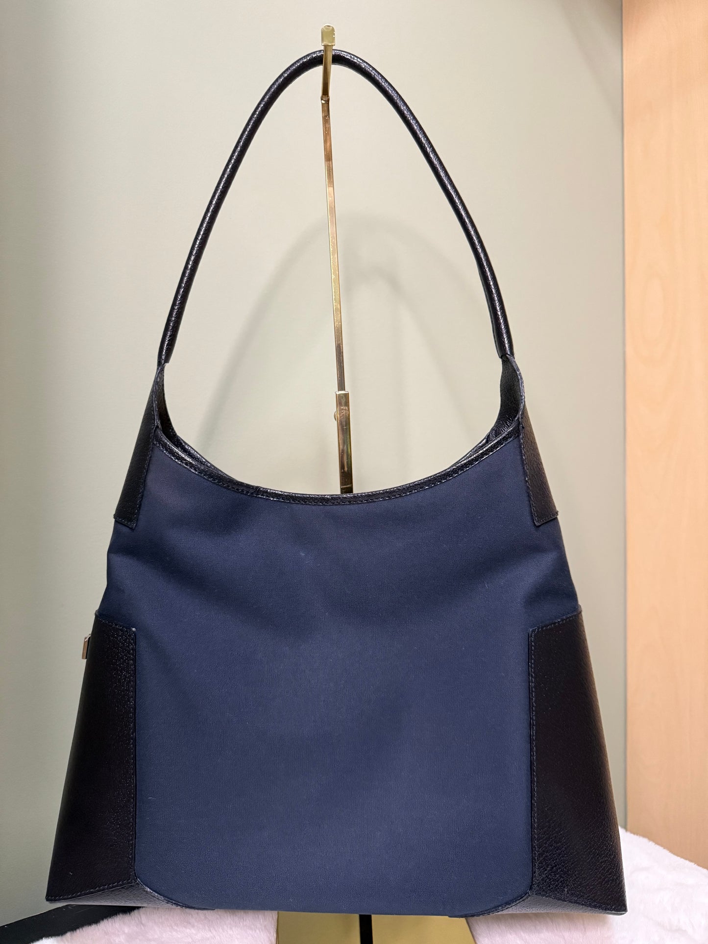 Salvatore Ferragamo Nero Cinghiale Shoulder Bag