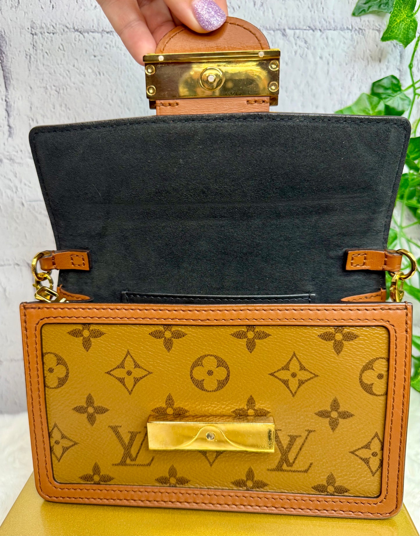 Louis Vuitton Reverse Monogram Dauphine Wallet On Chain
