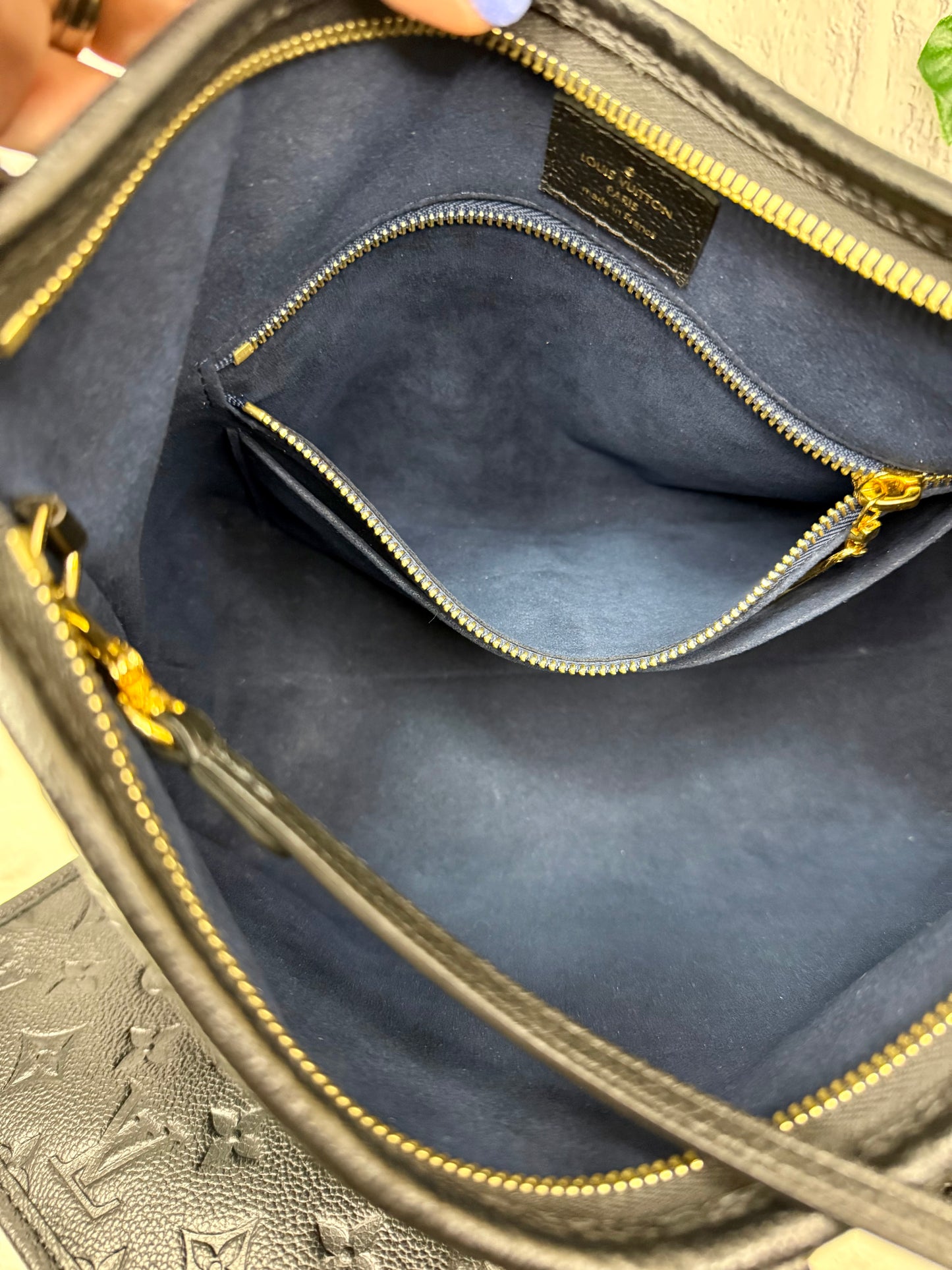 Louis Vuitton Carry All PM Empreinte Noir w/ Pouch