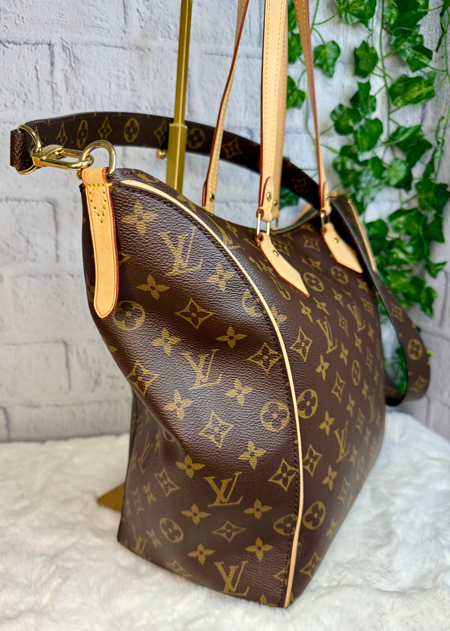 Louis Vuitton Tournelle MM Monogram