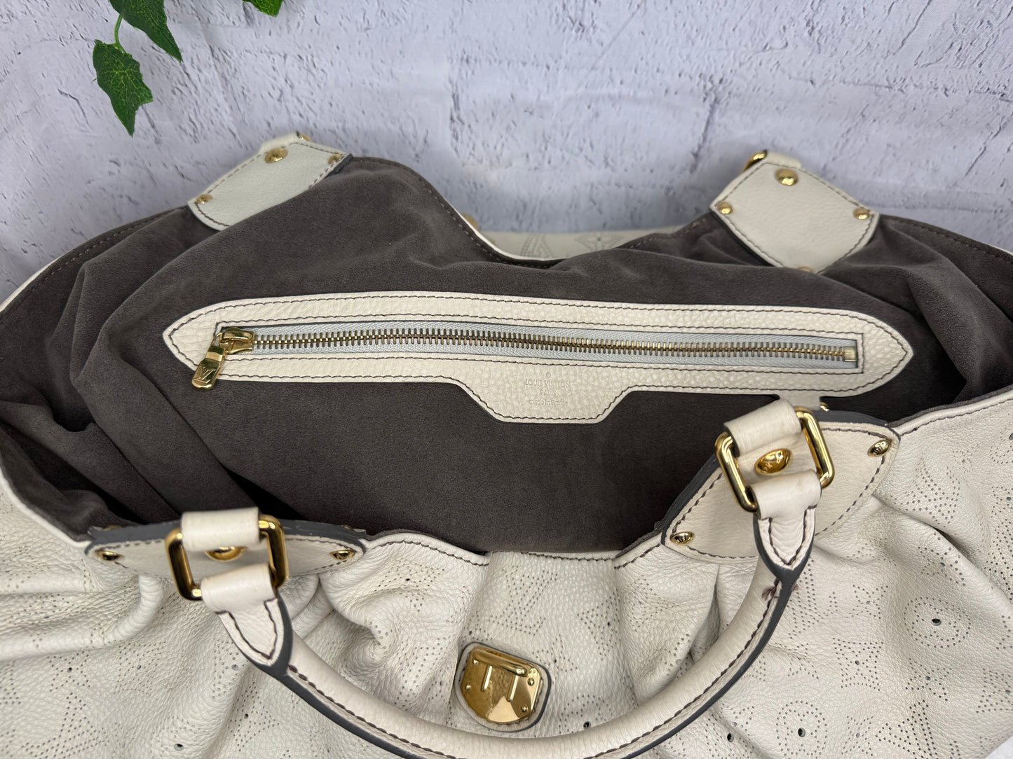 Louis Vuitton Mahina Leather XL Hobo Bag
