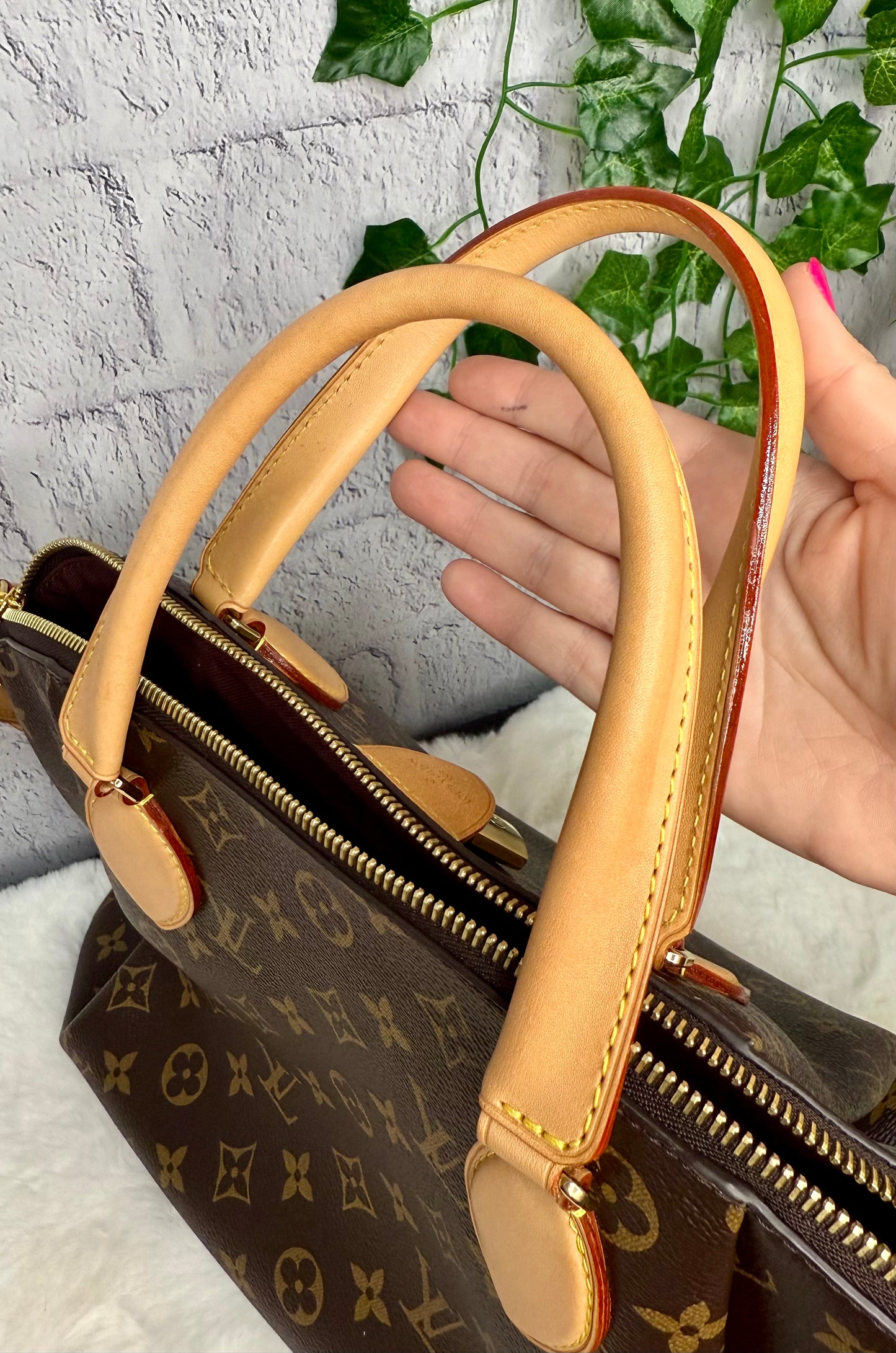 Louis Vuitton Monogram Rivoli MM
