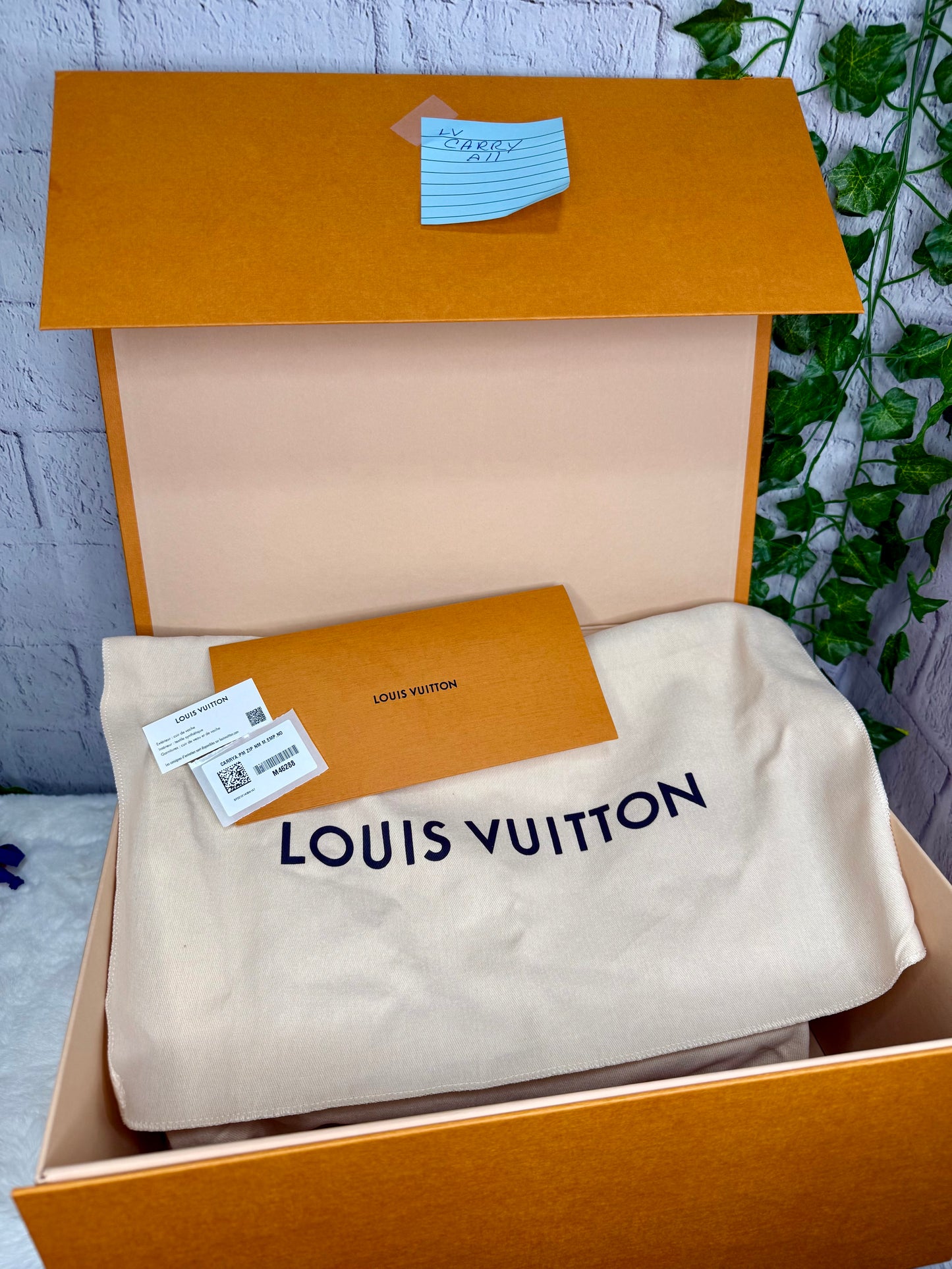 Louis Vuitton Carry All PM Empreinte Noir w/ Pouch