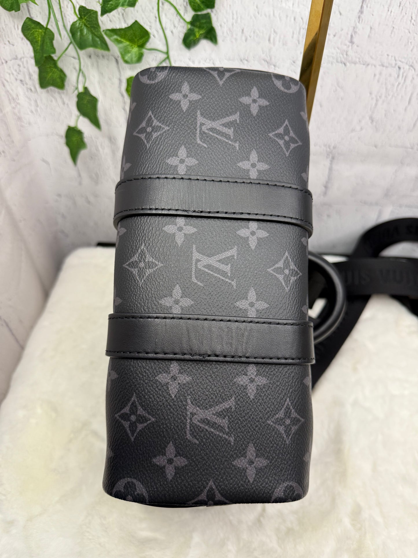 Louis Vuitton Keepall Bandouliere 25 Reverse Eclipse Monogram