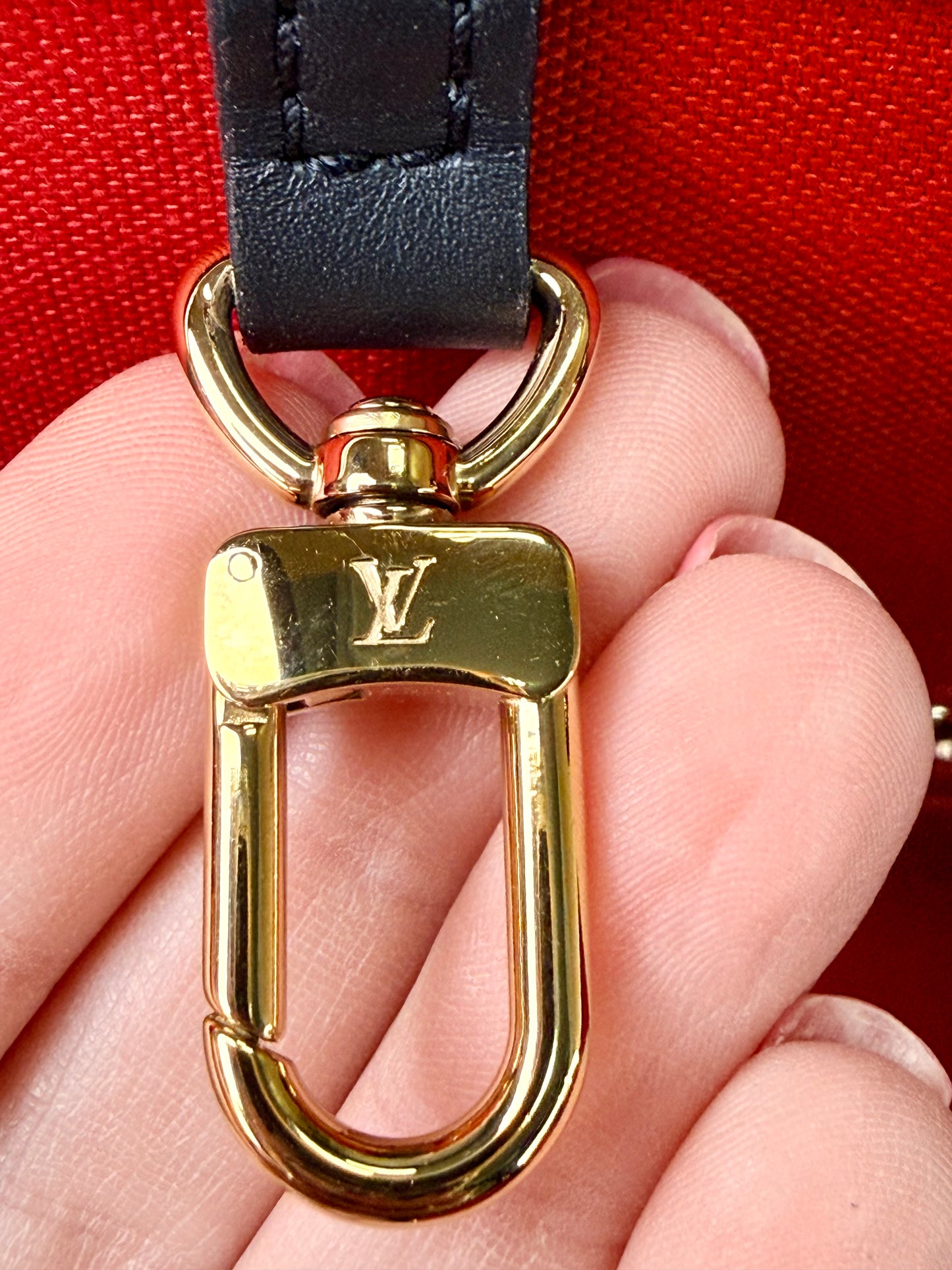 Louis Vuitton On The Go GM (Monogram Reverse)