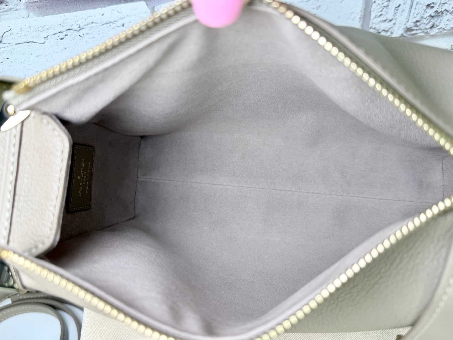 Louis Vuitton Side Trunk MM (Taupe) - Excellent