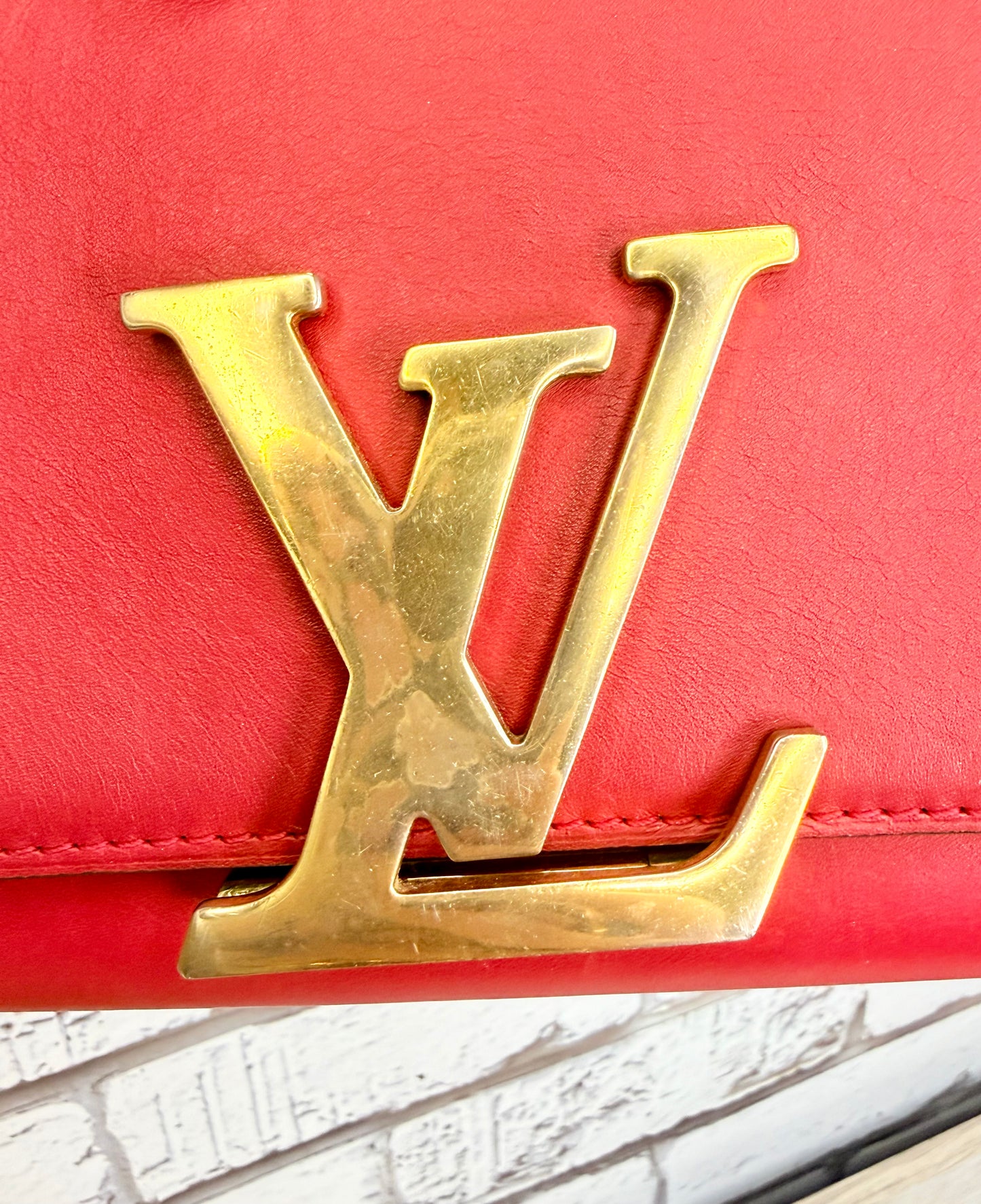 Louis Vuitton Calfskin Chain Louise MM - Raspberry