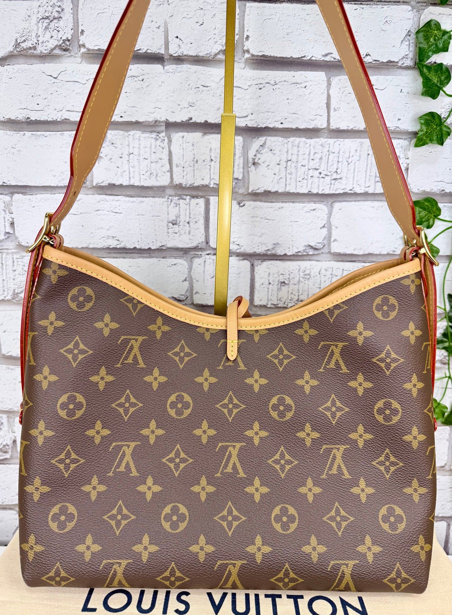 Louis Vuitton Carryall PM (Monogram) - Like New