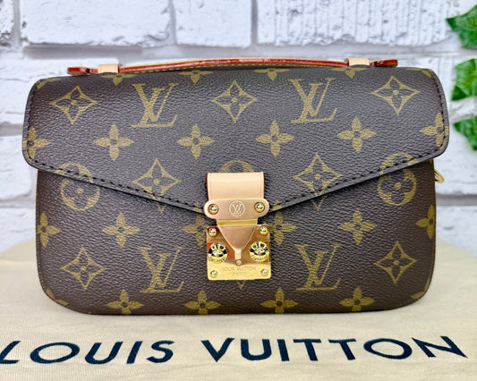 Louis Vuitton Metis East West (Monogram) - New