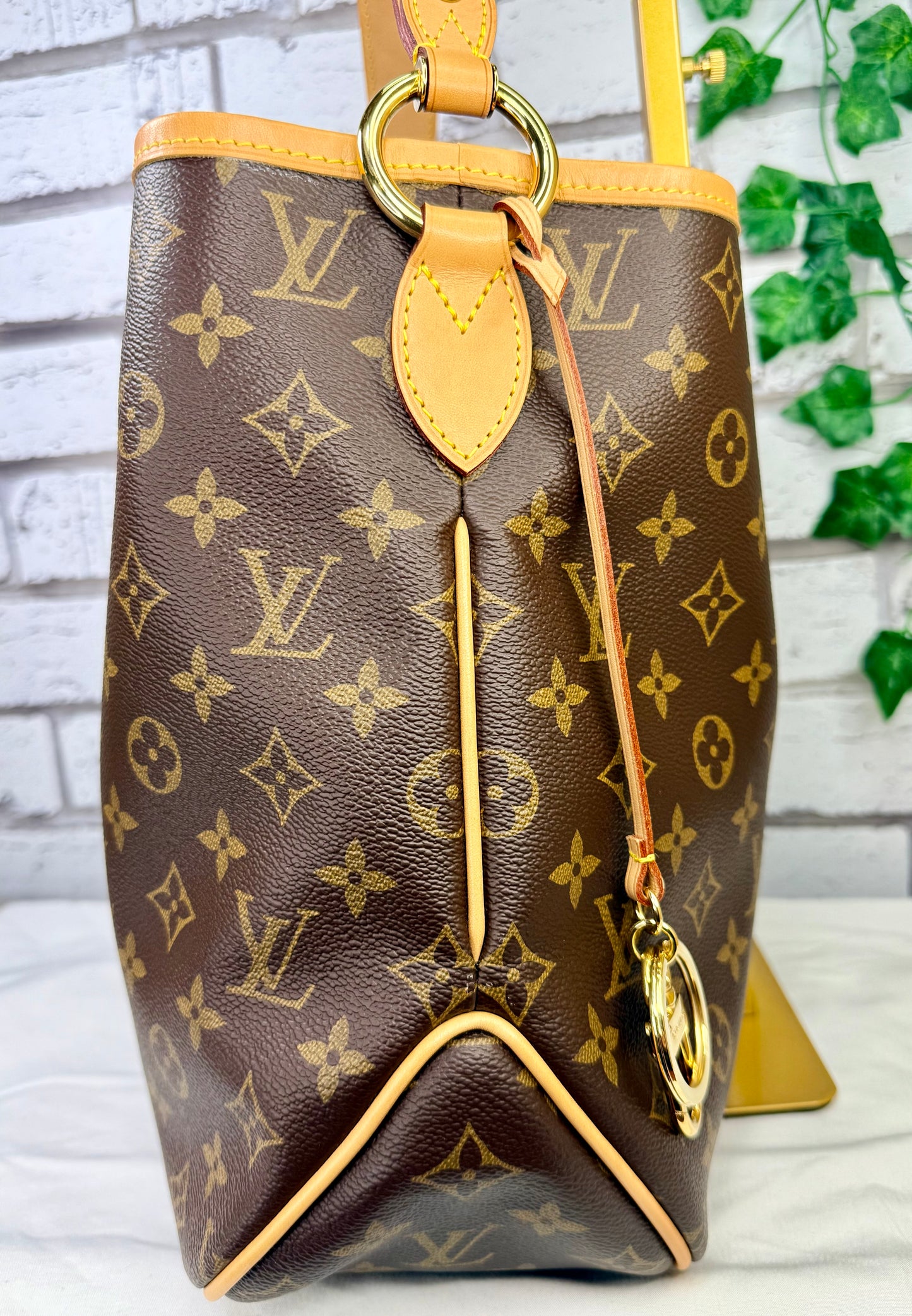 Pre-Owned Louis Vuitton Delightful PM