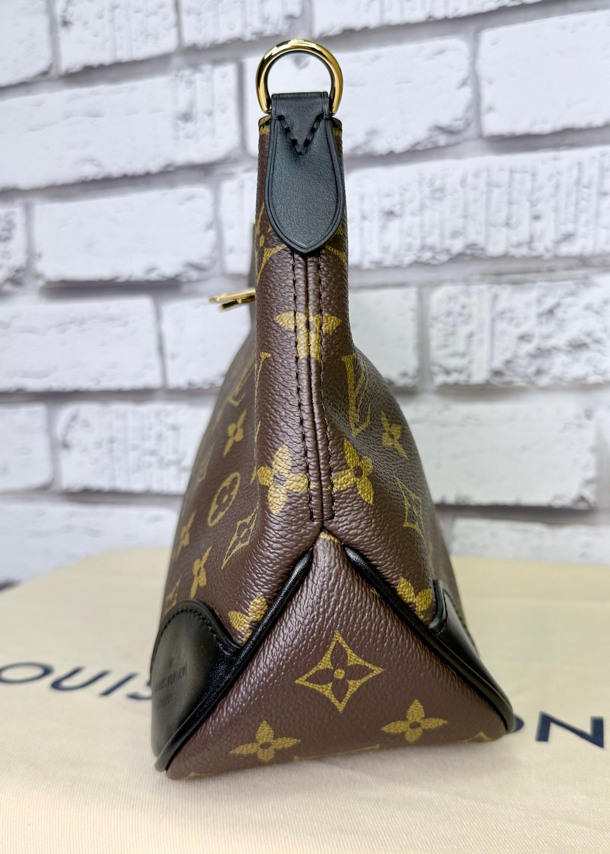 Louis Vuitton Boulogne (Monogram/Black) - Like New