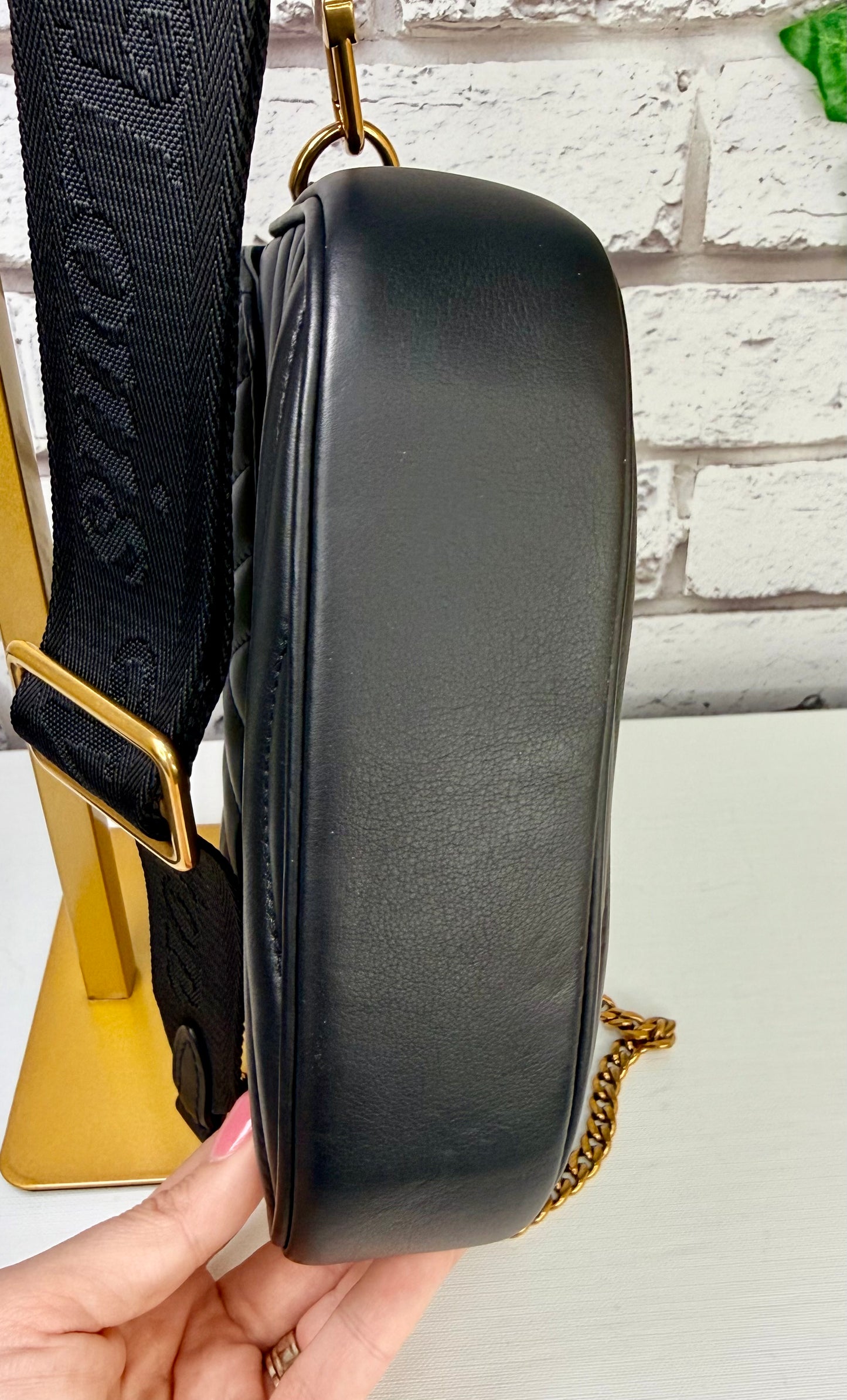 Louis Vuitton New Wave Multi Pochette (Black) - Excellent