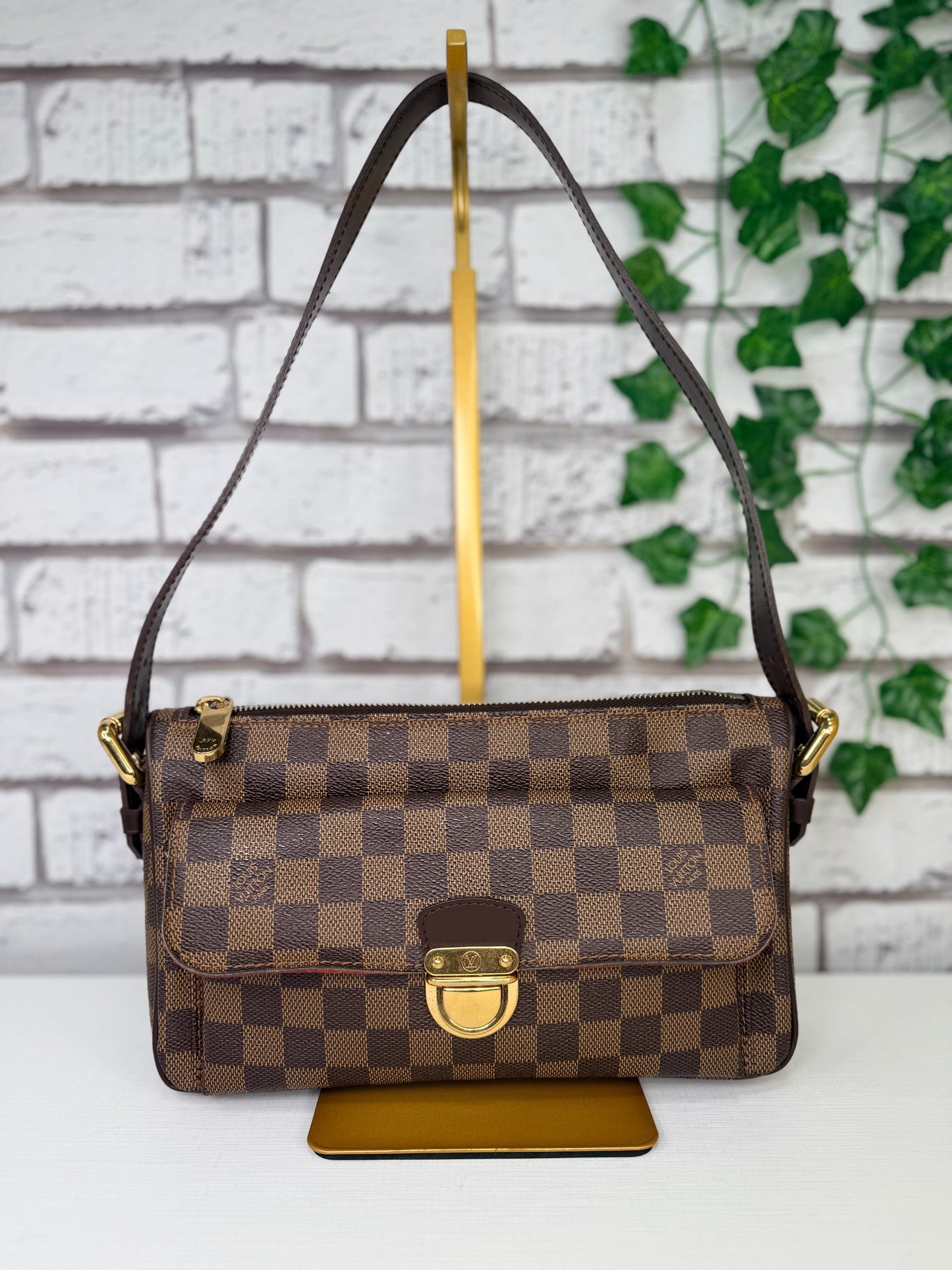 Louis Vuitton Ravello GM - Great/Excellent