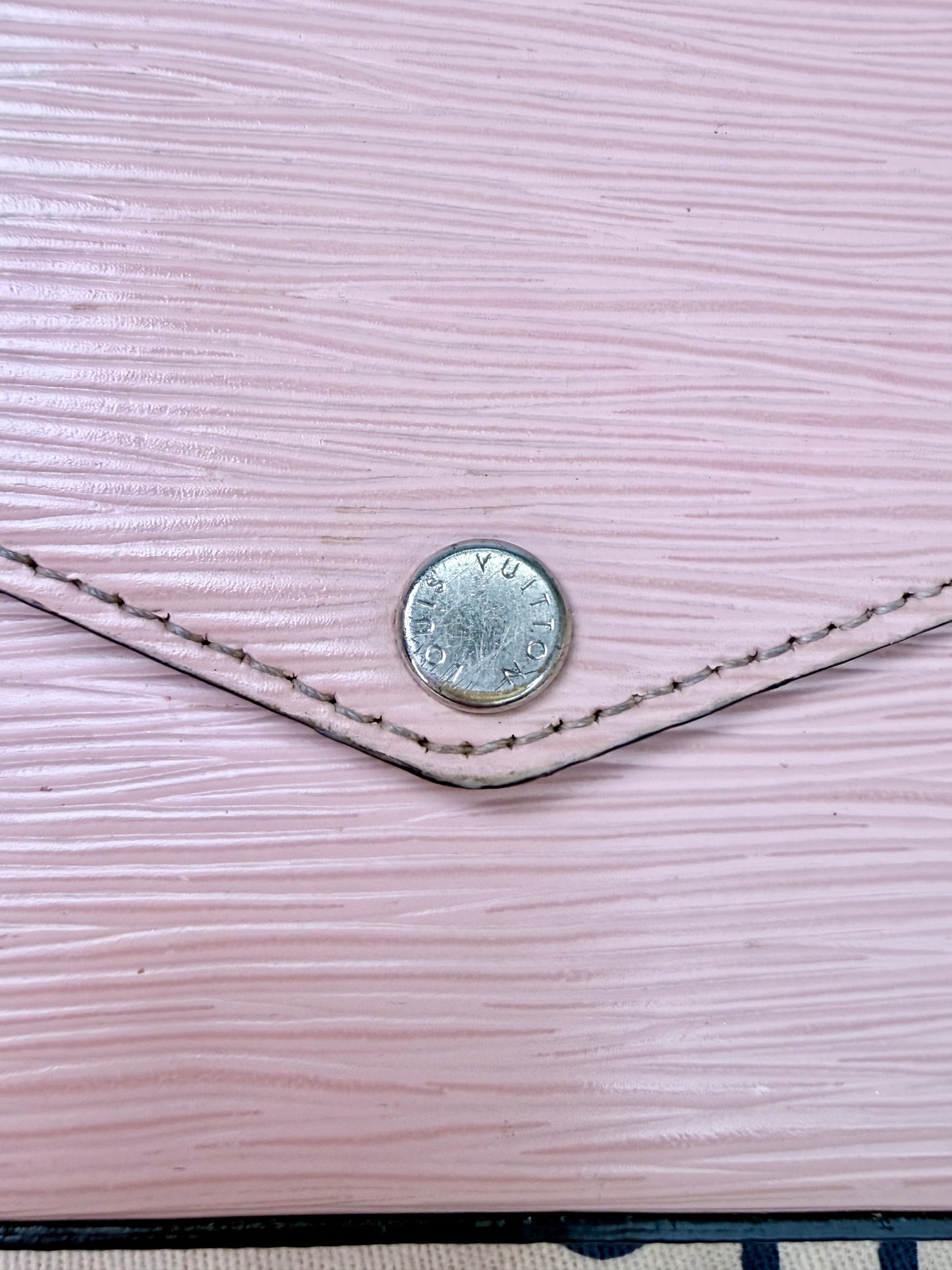 Louis Vuitton Epi Leather Felicie w/ Inserts (Light Pink) - Very Good