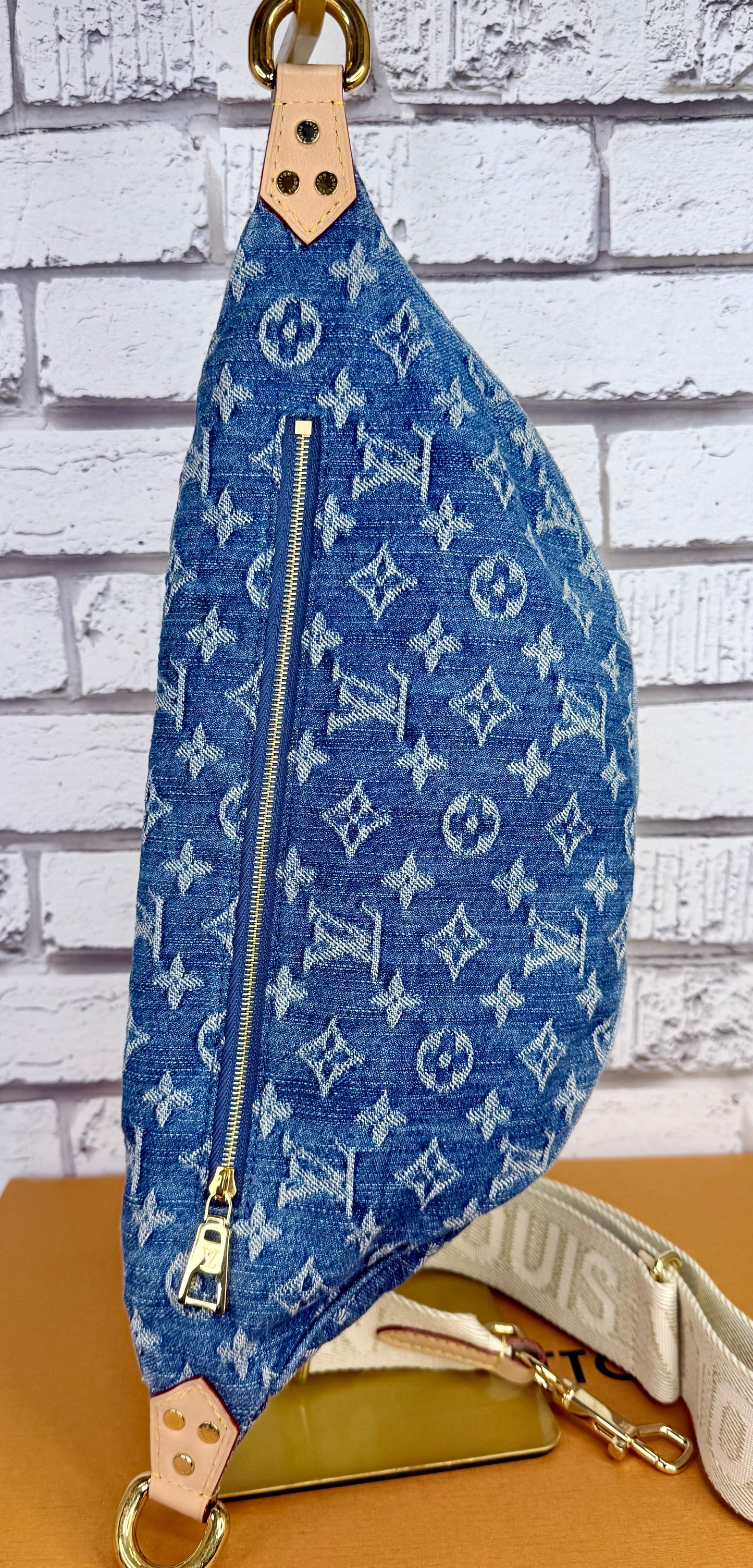 Louis Vuitton High Rise Denim Bum Bag - Excellent