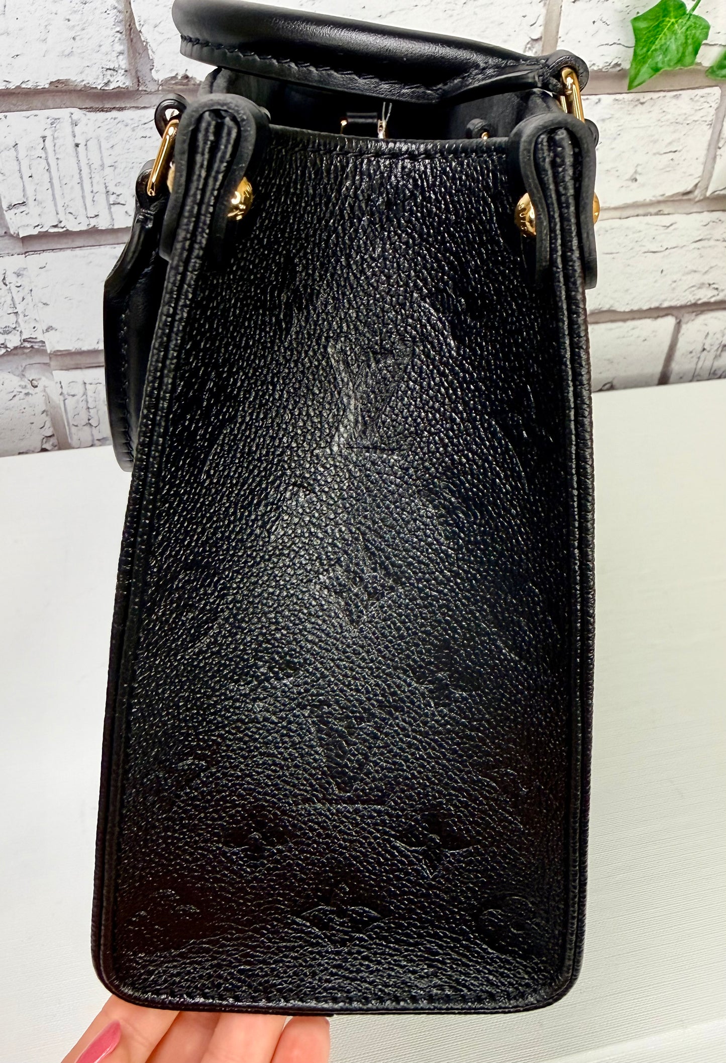 Louis Vuitton Black Empreinte On The Go PM