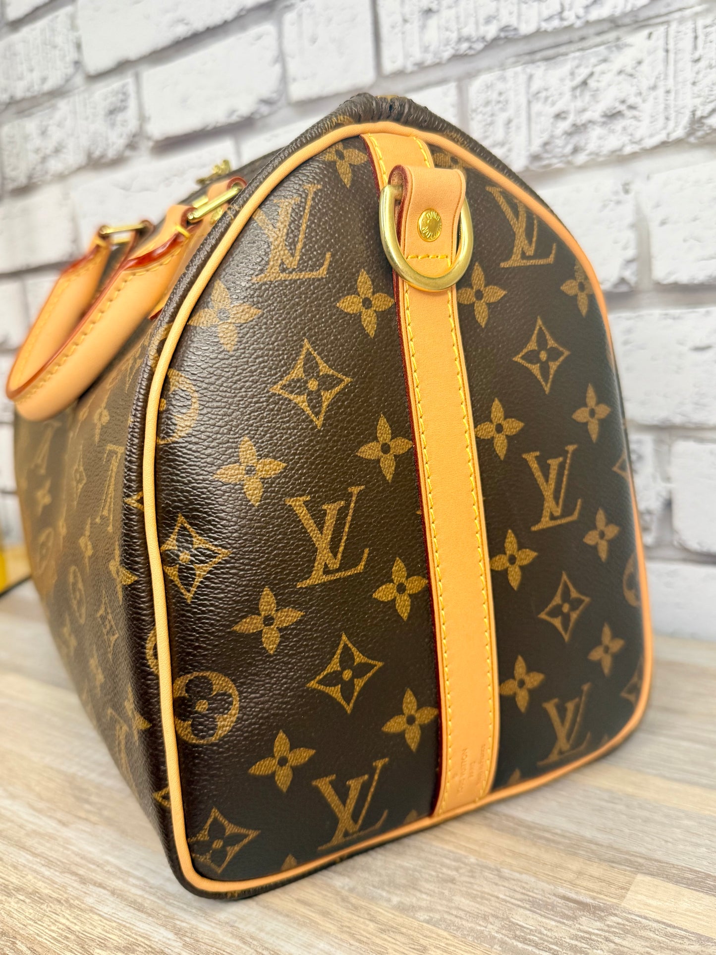 Preowned Louis Vuitton Speedy 30 Bandouliere (Monogram)