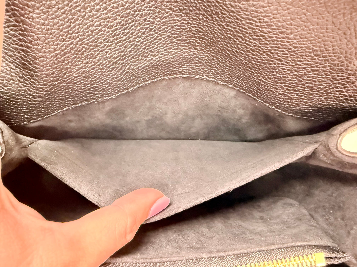 Louis Vuitton Empreinte Leather Metis East West (Black) - Like New/Unused